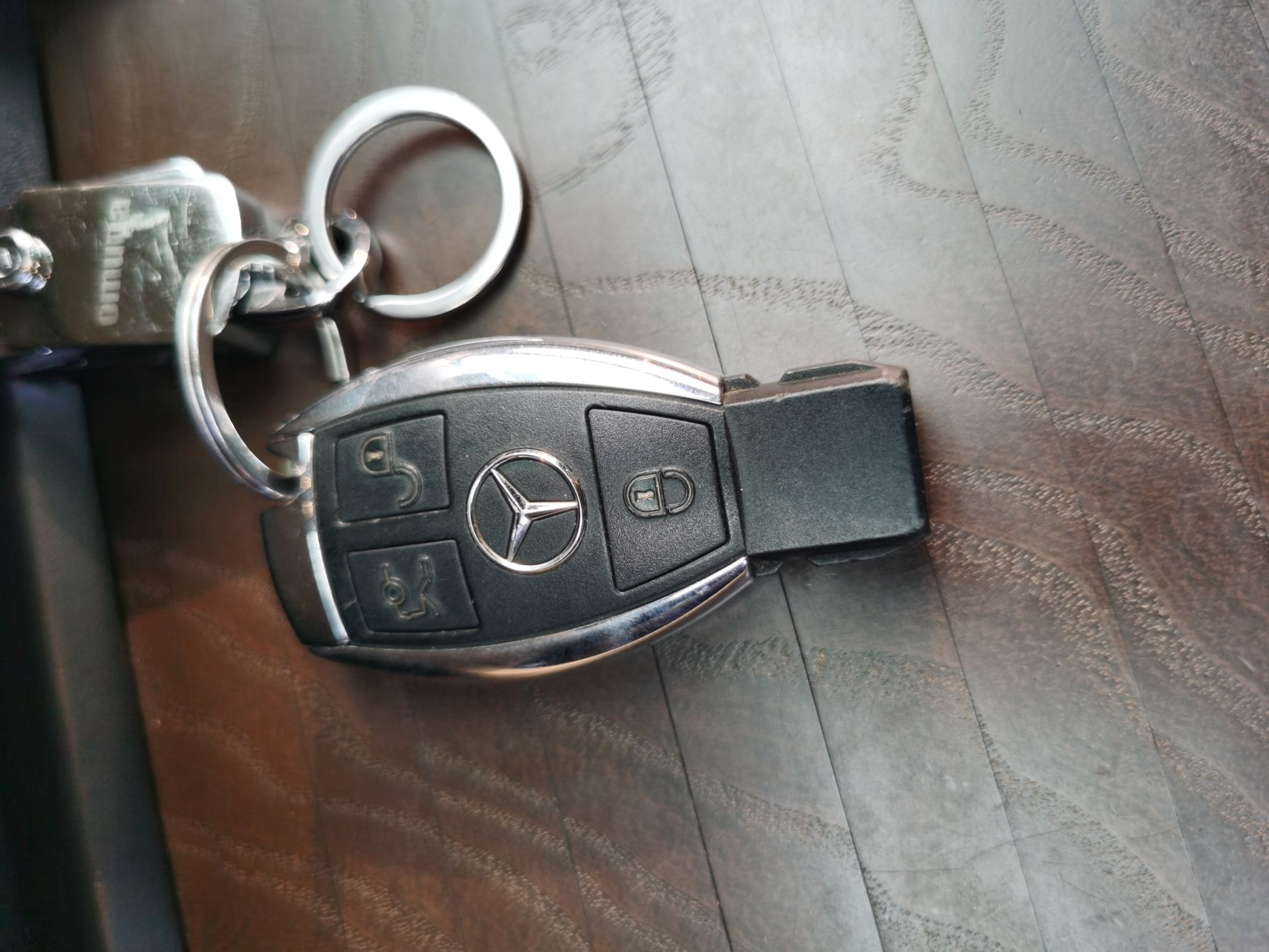 奔驰GLE级 2017款 GLE 320 4MATIC 动感型(进口)