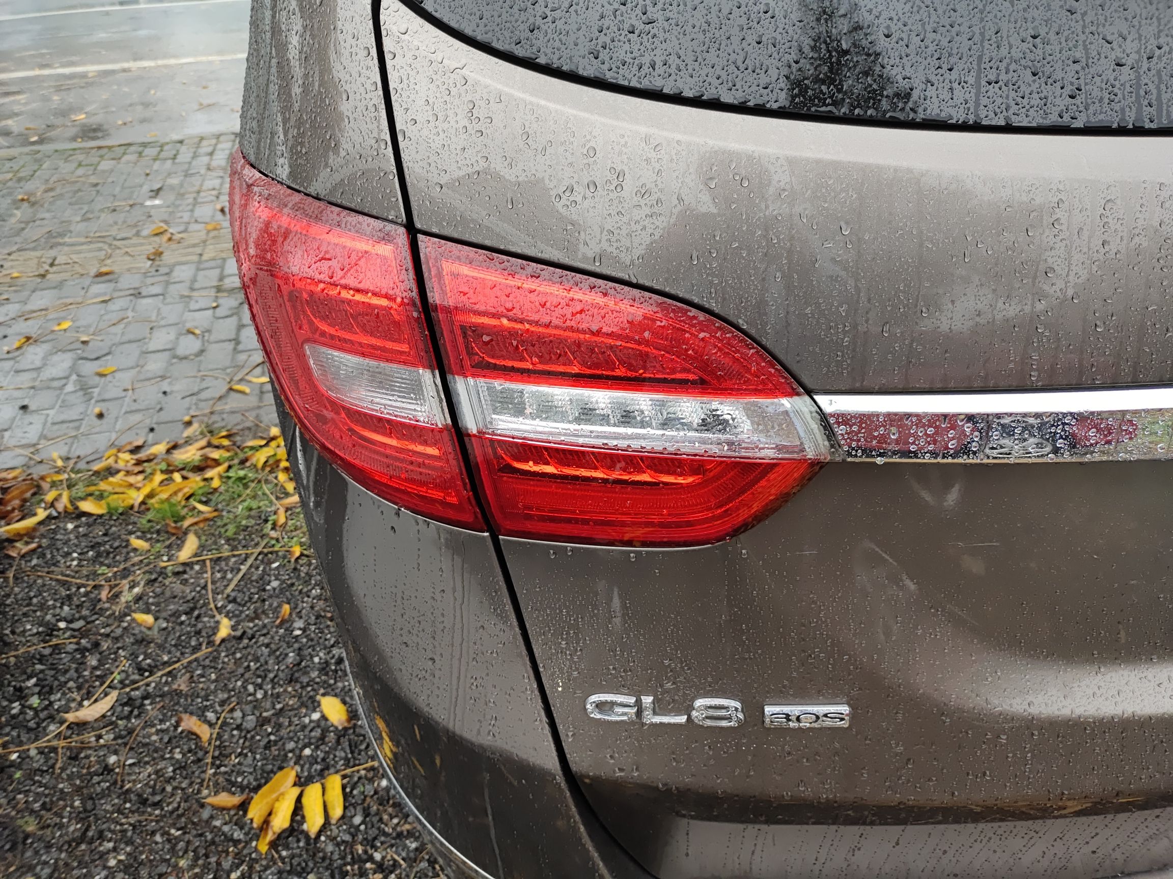 别克GL8 2014款 3.0L GT豪华商务豪雅版