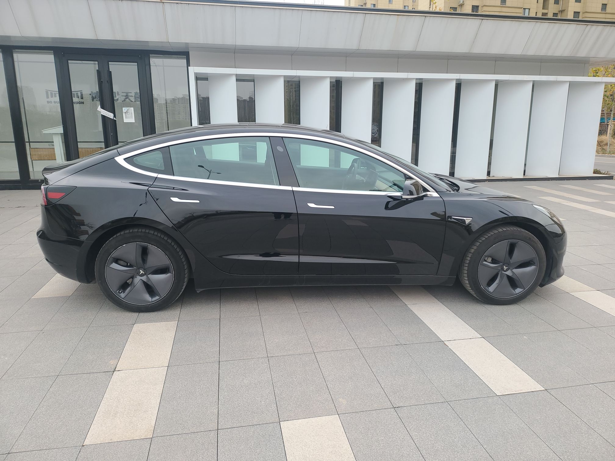 特斯拉 Model 3 2020款 改款 标准续航后驱升级版