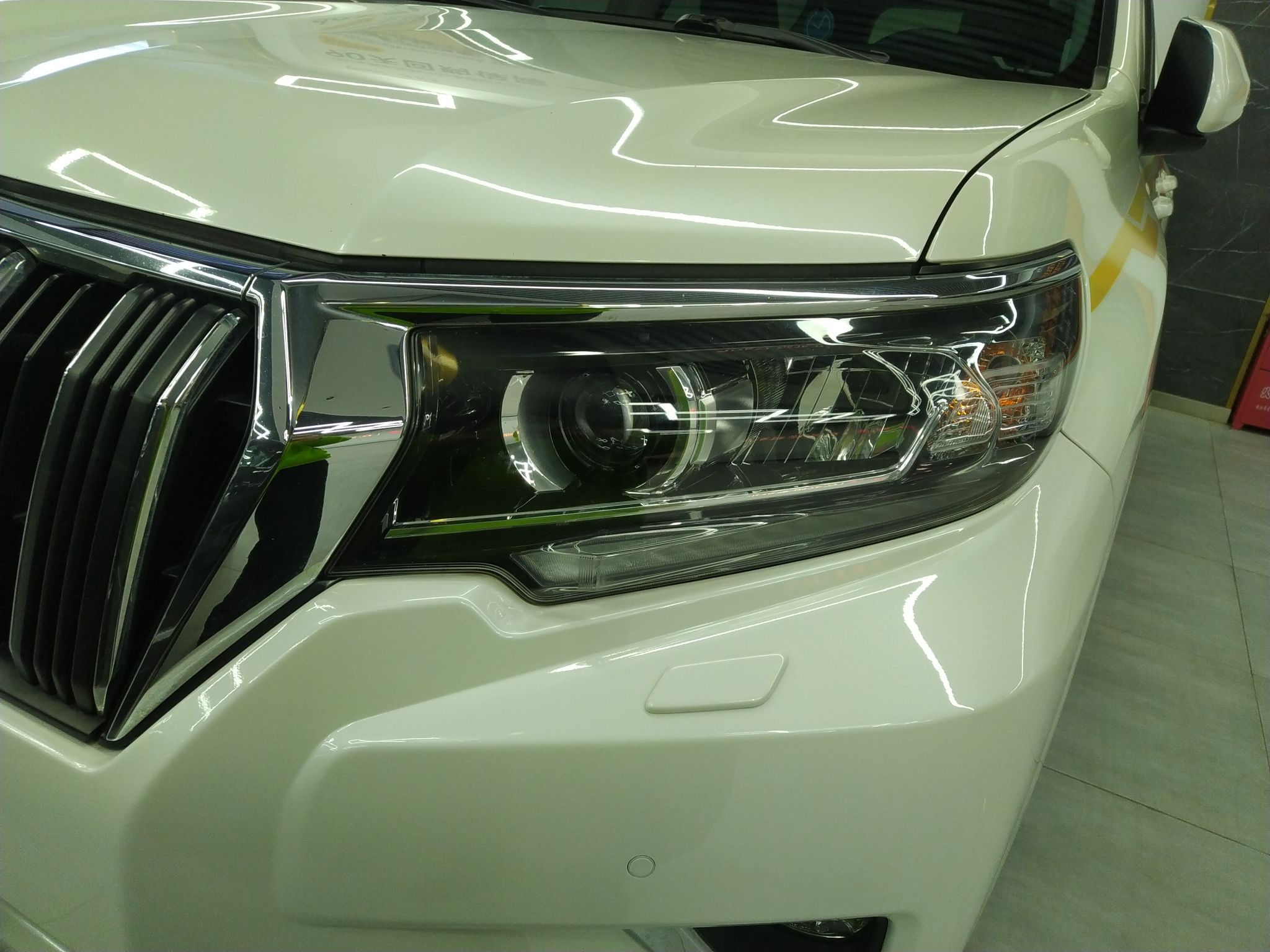 丰田 普拉多 2018款 3.5L 自动TX-L后挂备胎