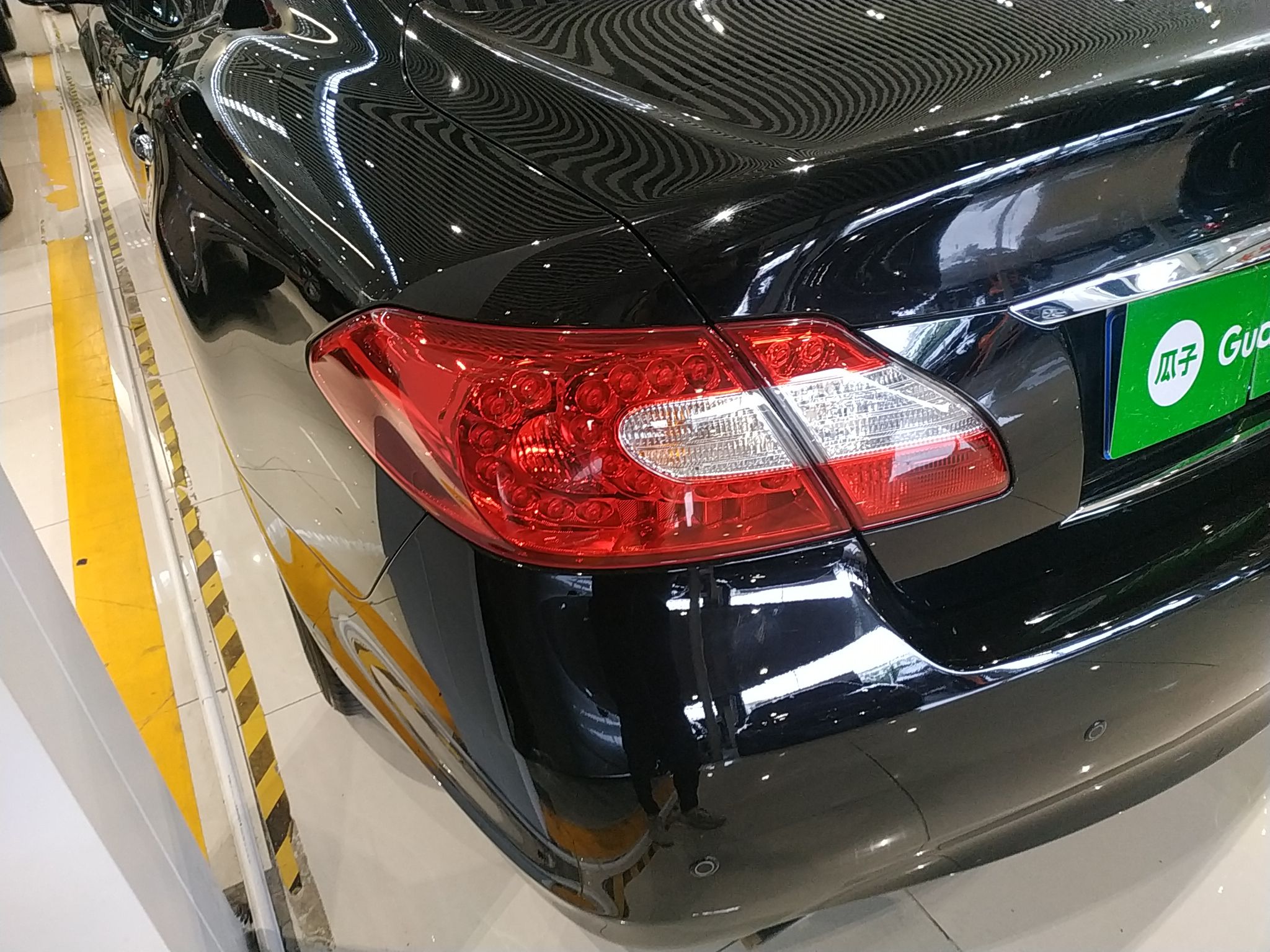 英菲尼迪Q70L 2013款 Q70L 2.5L 舒适版(进口)