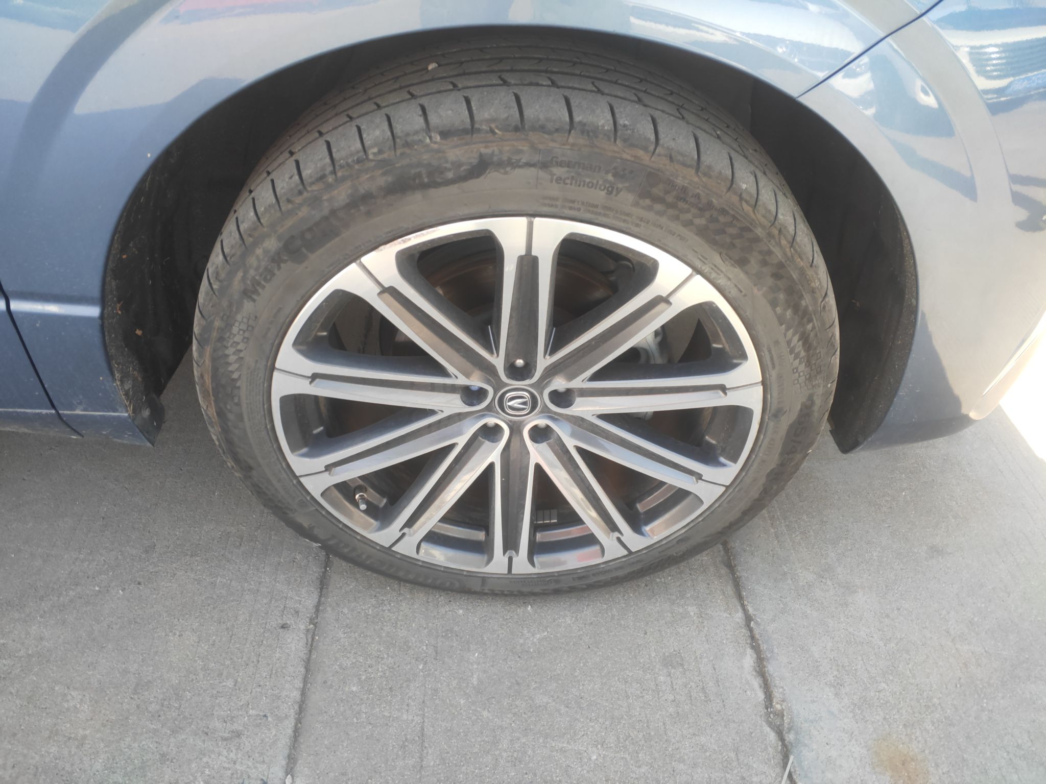 长安UNI-K 2021款 2.0T 全轮驱动尊贵型