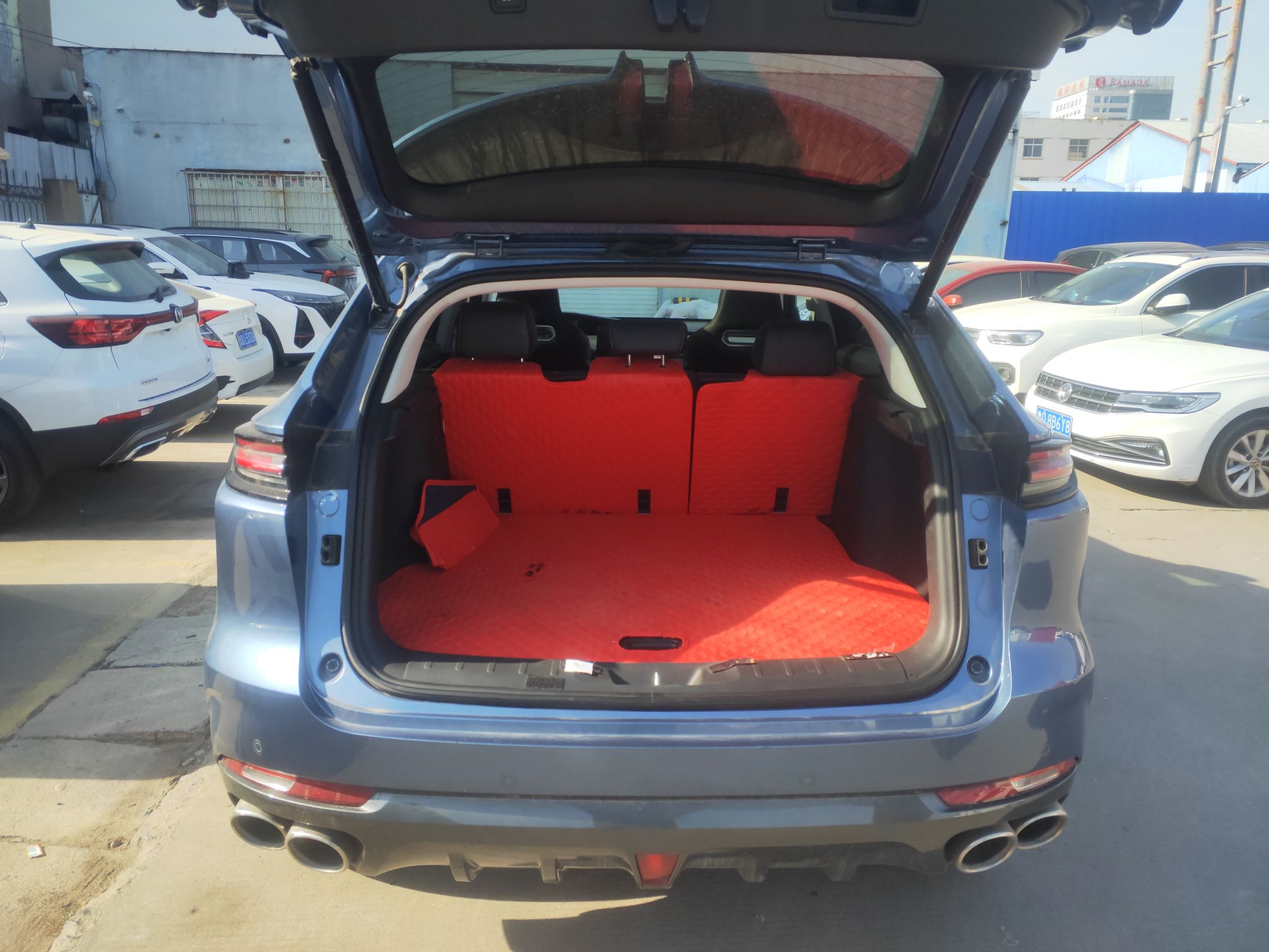 长安UNI-K 2021款 2.0T 全轮驱动尊贵型