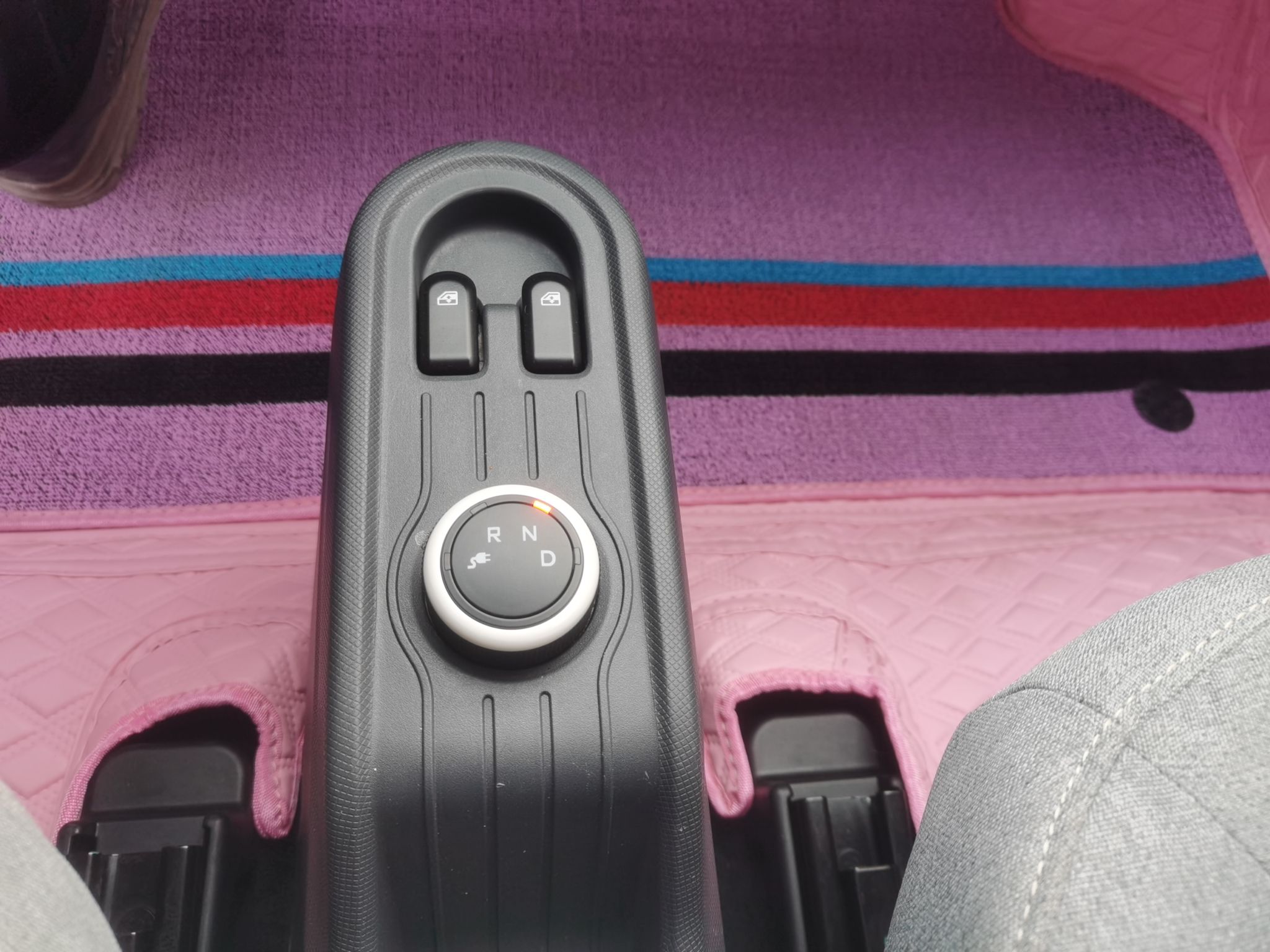 五菱汽车 宏光MINI EV 2021款 马卡龙臻享款 磷酸铁锂