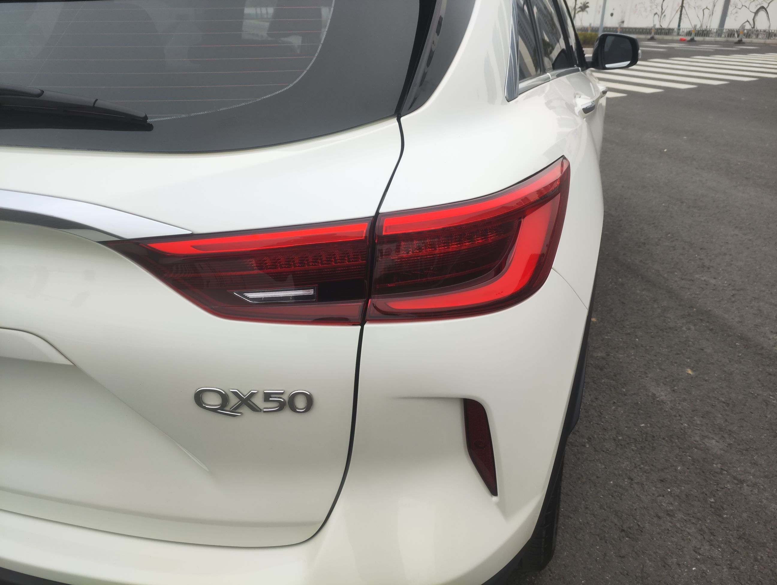 英菲尼迪QX50 2018款 2.0T 四驱菁英版