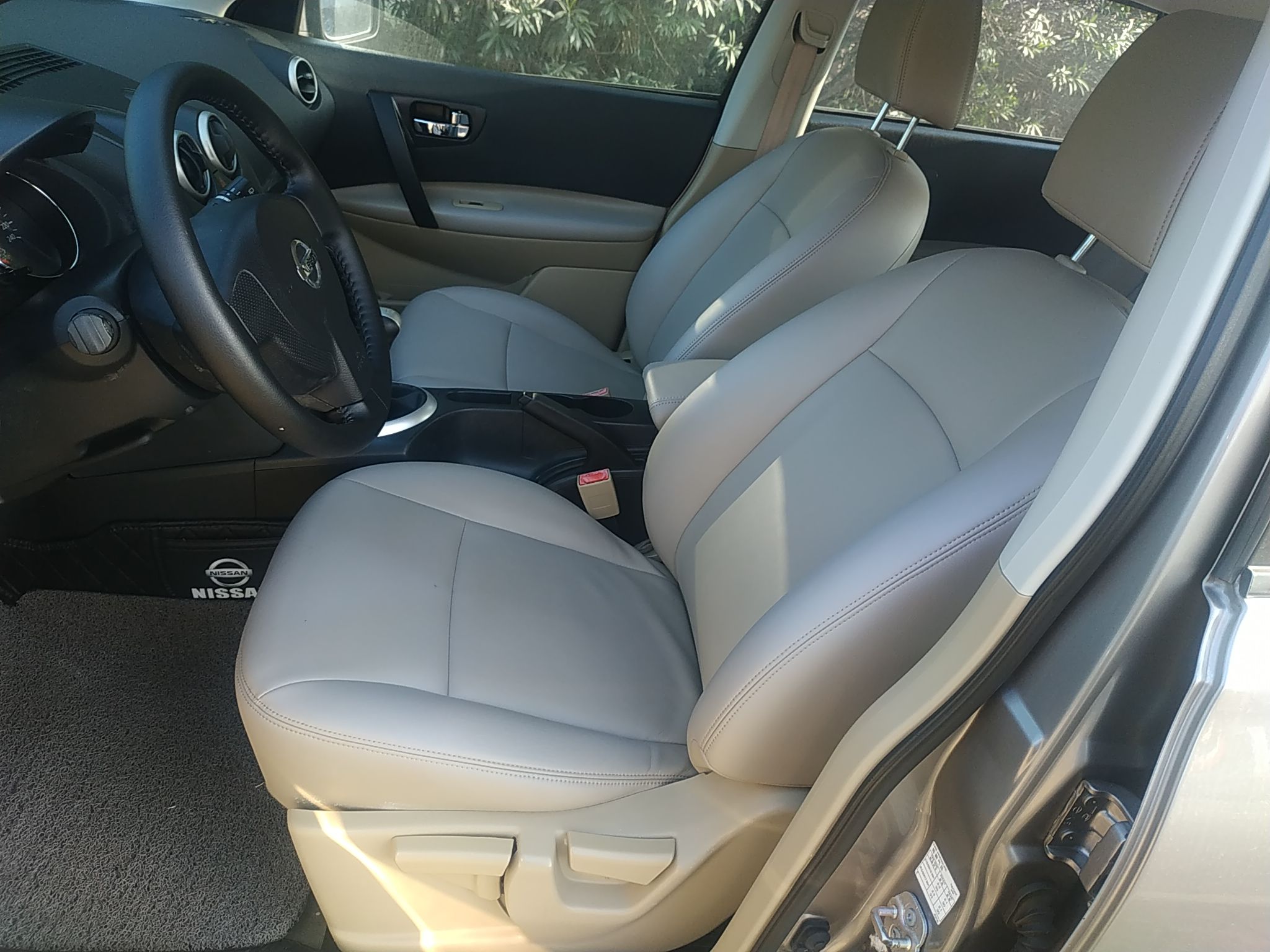 日产 逍客 2012款 1.6XE 风 5MT 2WD