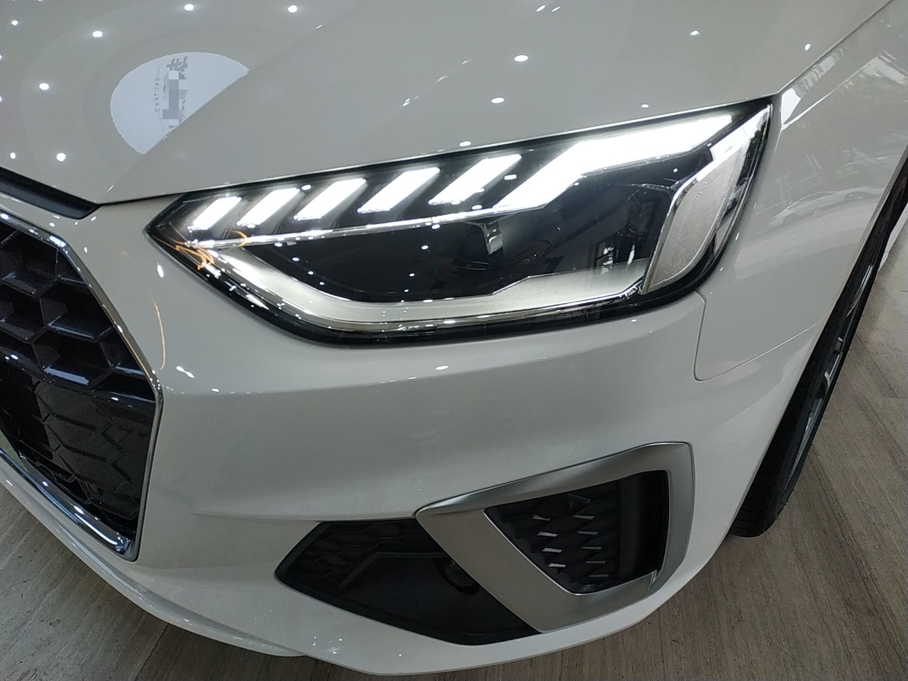 奥迪A4L 2022款 40 TFSI 时尚动感型