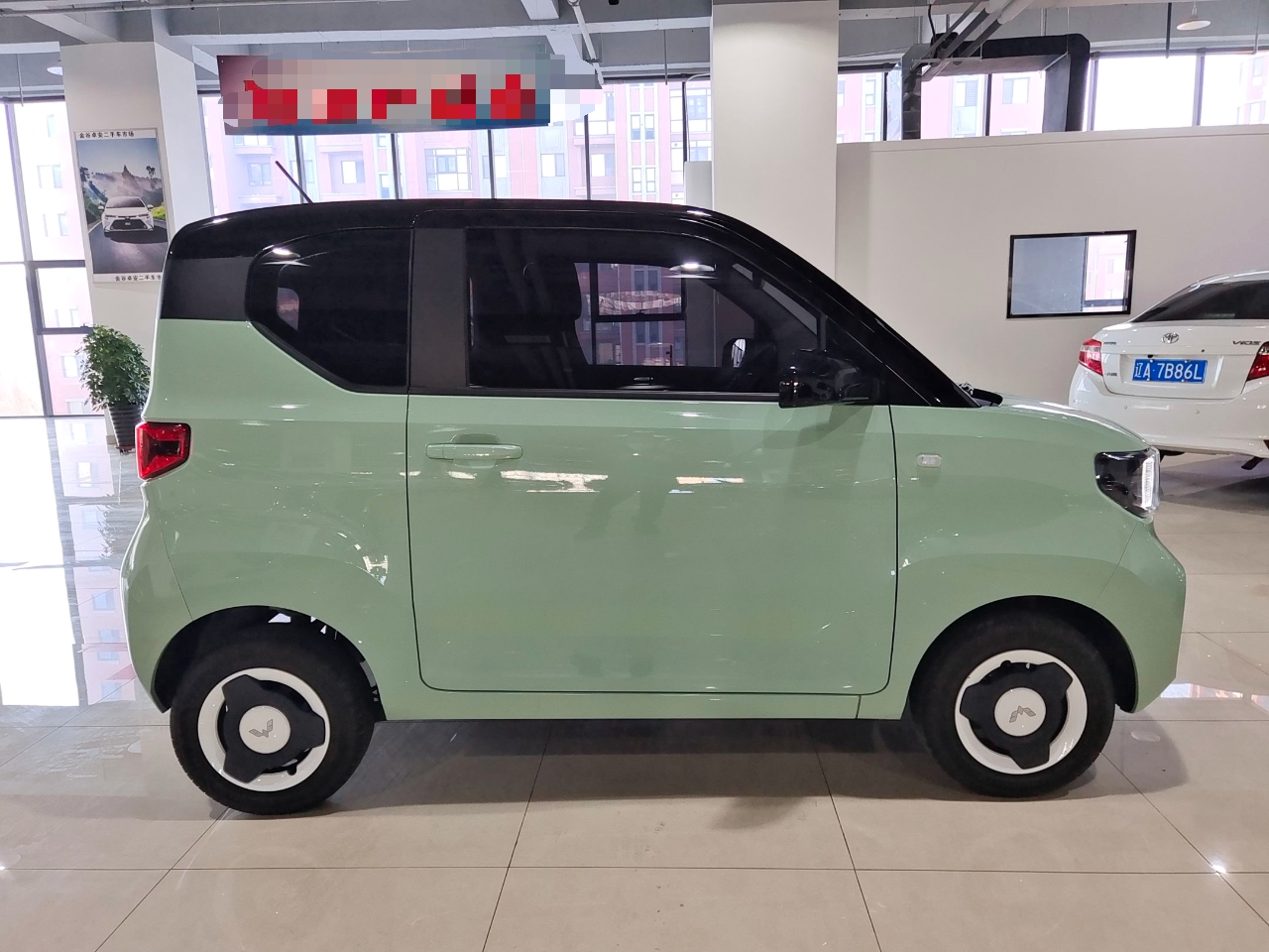 五菱汽车 宏光MINI EV 2021款 马卡龙臻享款 磷酸铁锂