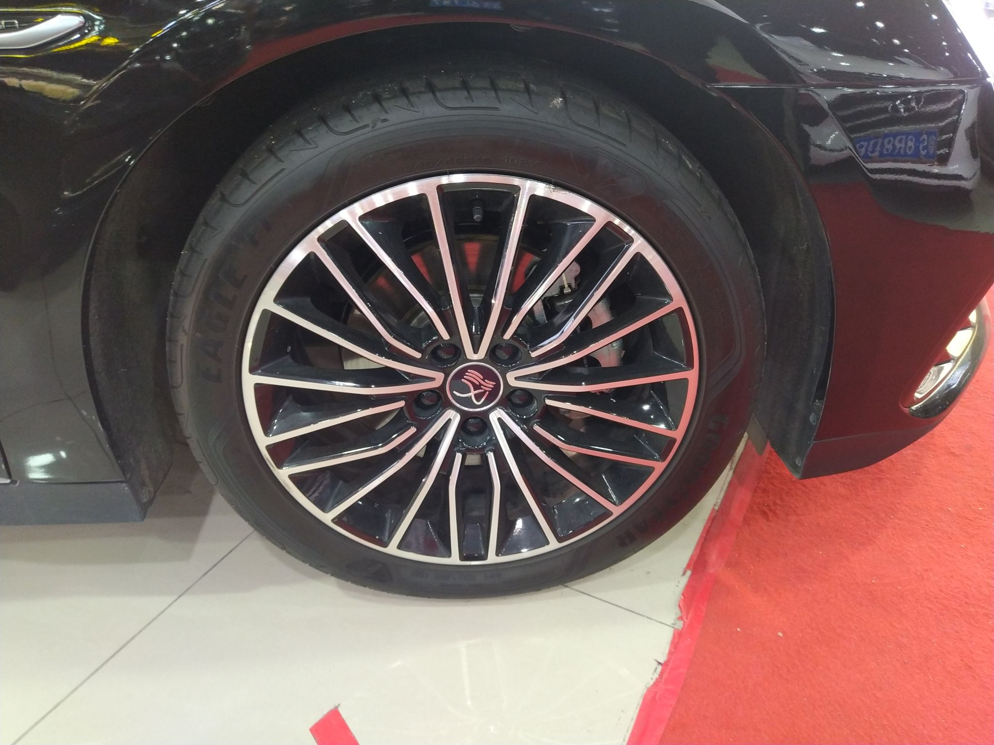 比亚迪 汉 2022款 DM-i 121KM 尊享型