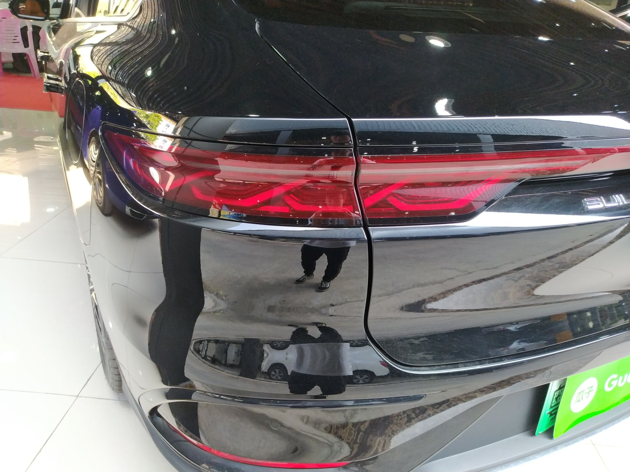 比亚迪 汉 2022款 DM-i 121KM 尊享型