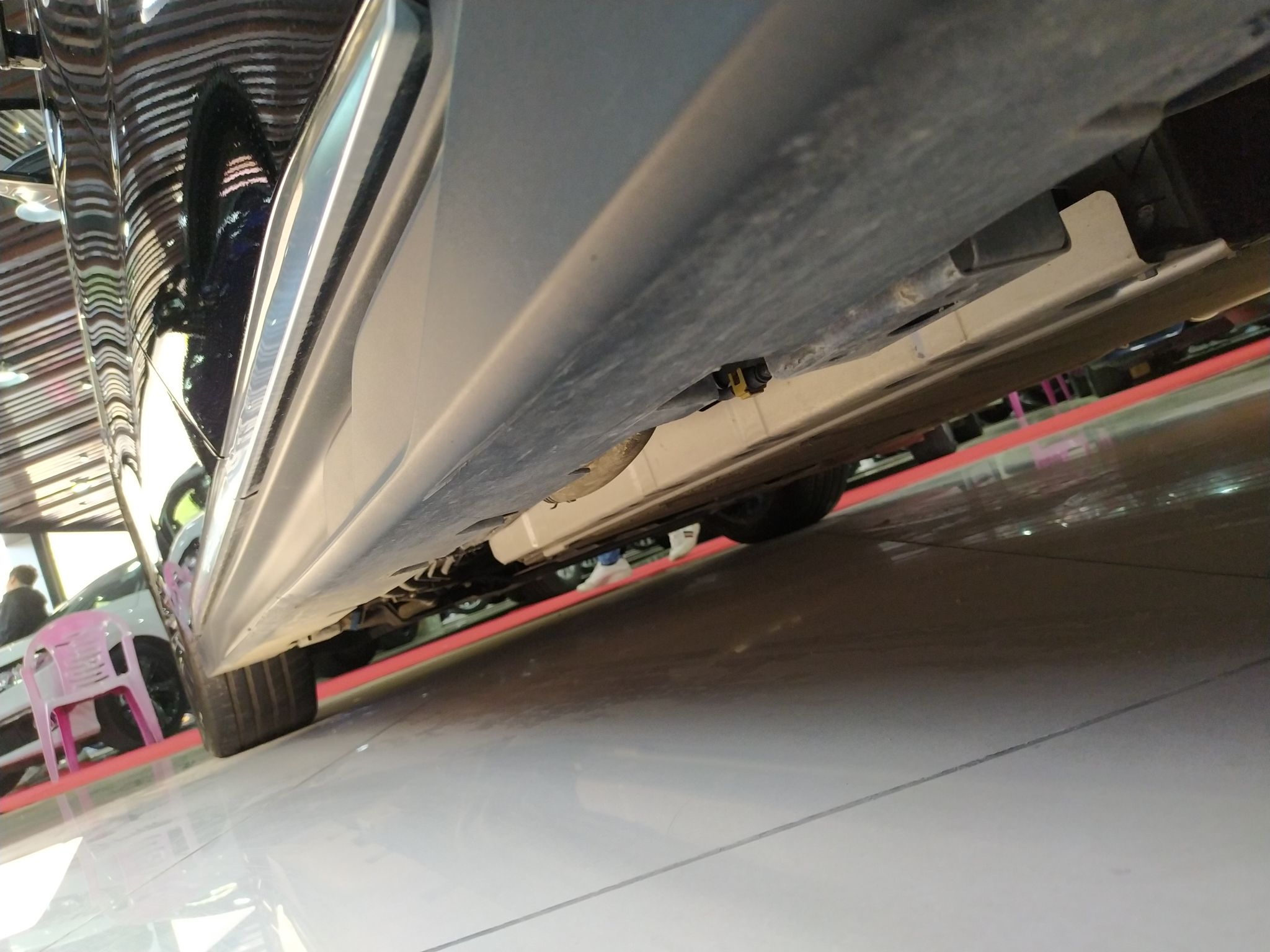 比亚迪 汉 2022款 DM-i 121KM 尊享型