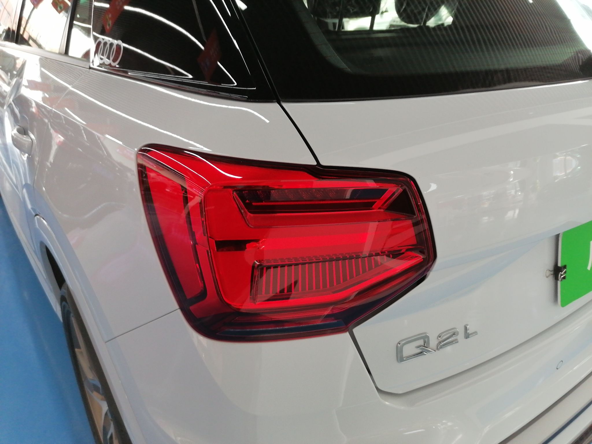 奥迪Q2L 2022款 35 TFSI 时尚动感型