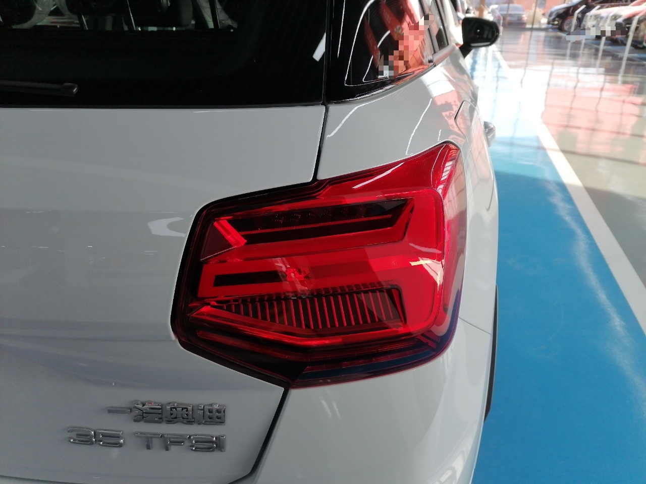 奥迪Q2L 2022款 35 TFSI 时尚动感型