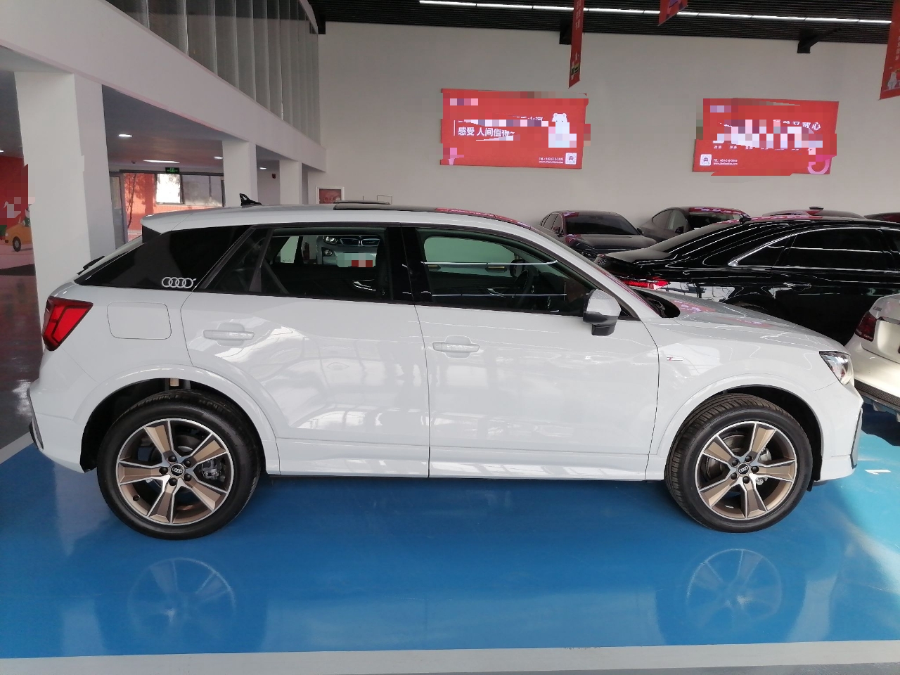 奥迪Q2L 2022款 35 TFSI 时尚动感型