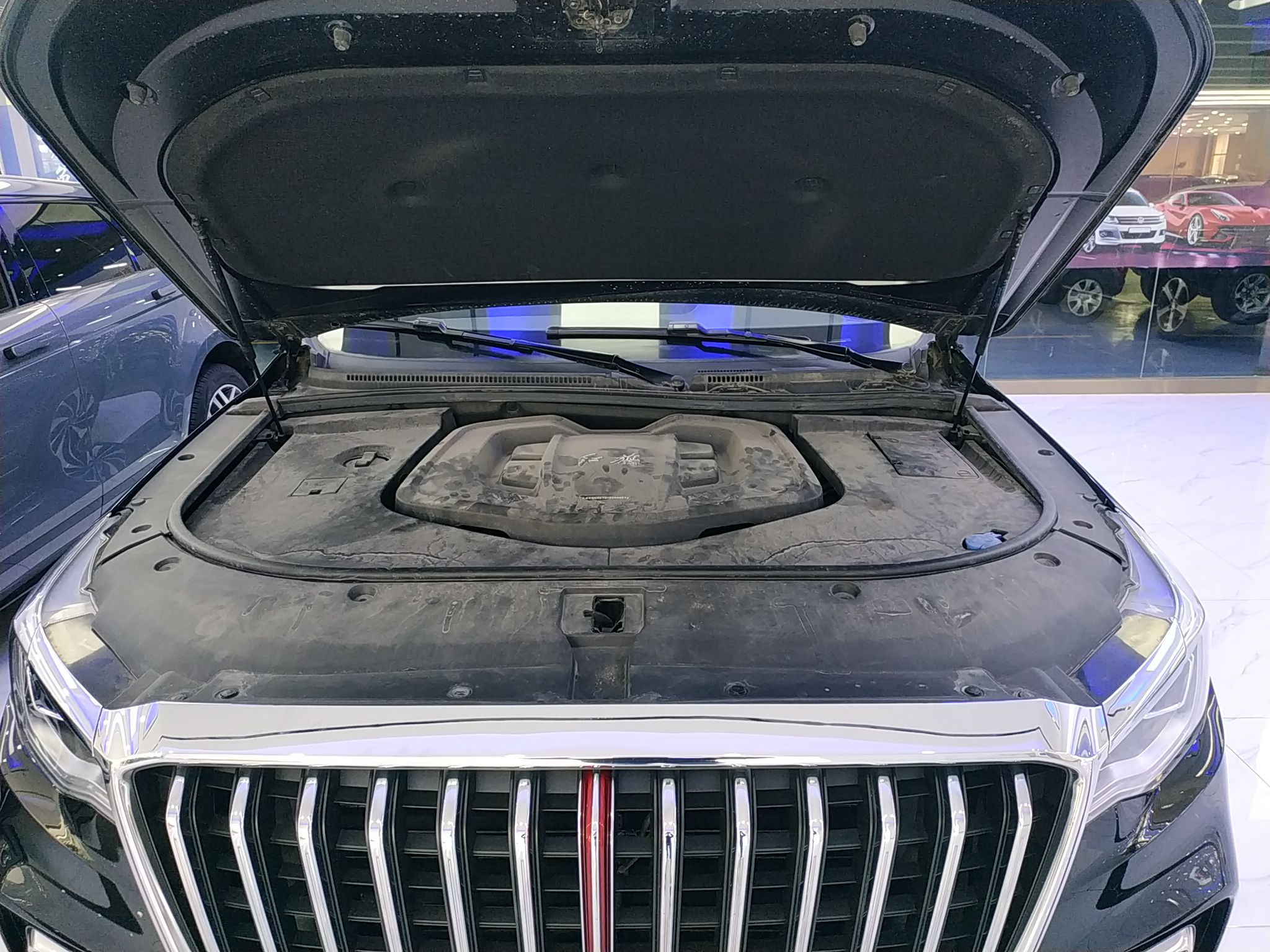 红旗HS7 2021款 2.0T 自动两驱智联旗畅版