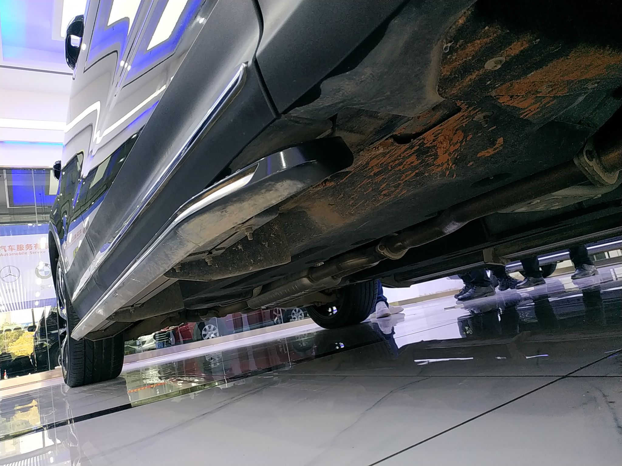 红旗HS7 2021款 2.0T 自动两驱智联旗畅版