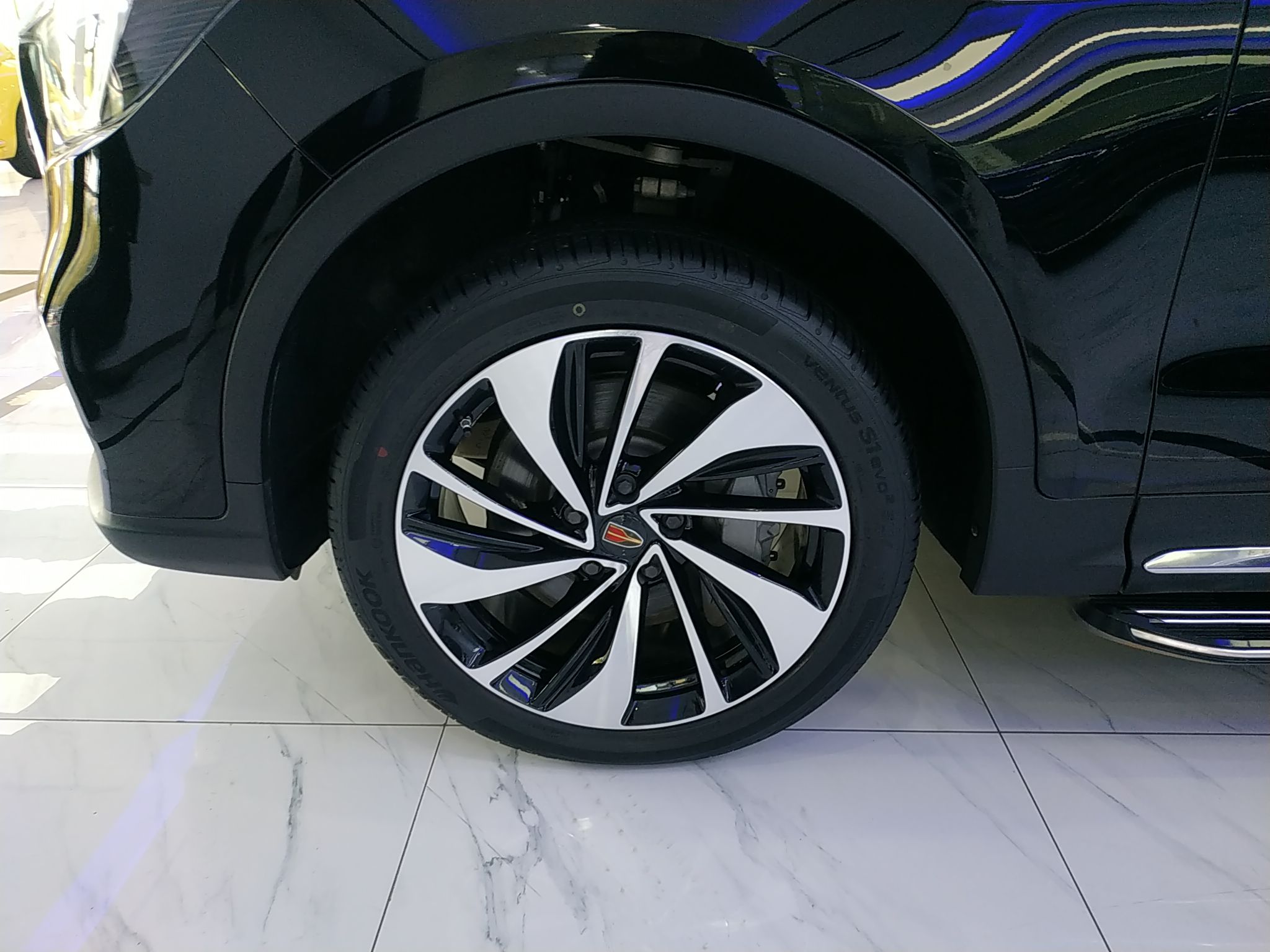 红旗HS7 2021款 2.0T 自动两驱智联旗畅版