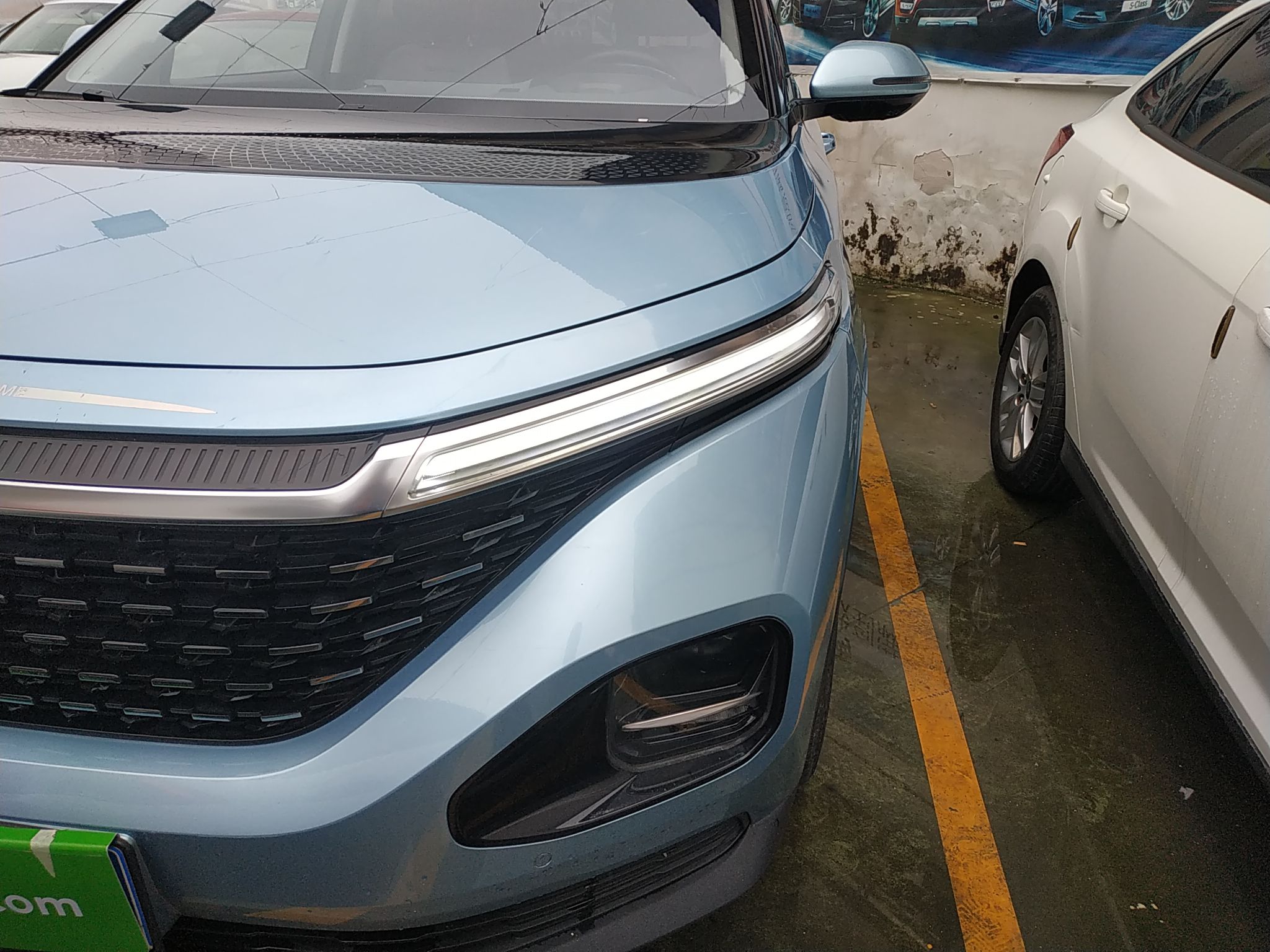 新宝骏 宝骏RM-5 2019款 1.5T CVT 24小时在线尊贵型 7座