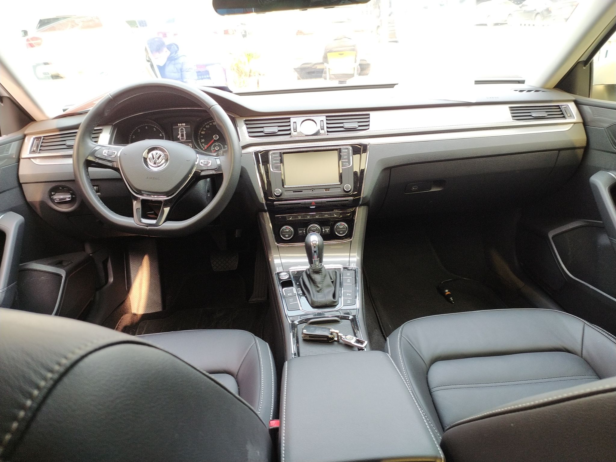 大众 帕萨特 2017款 330TSI DSG尊荣版