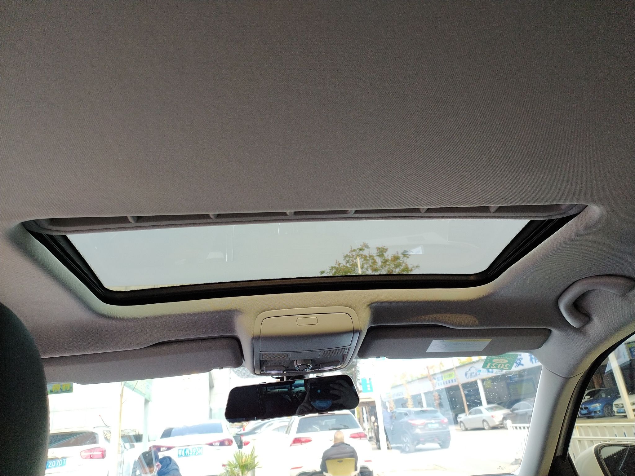 大众 帕萨特 2017款 330TSI DSG尊荣版