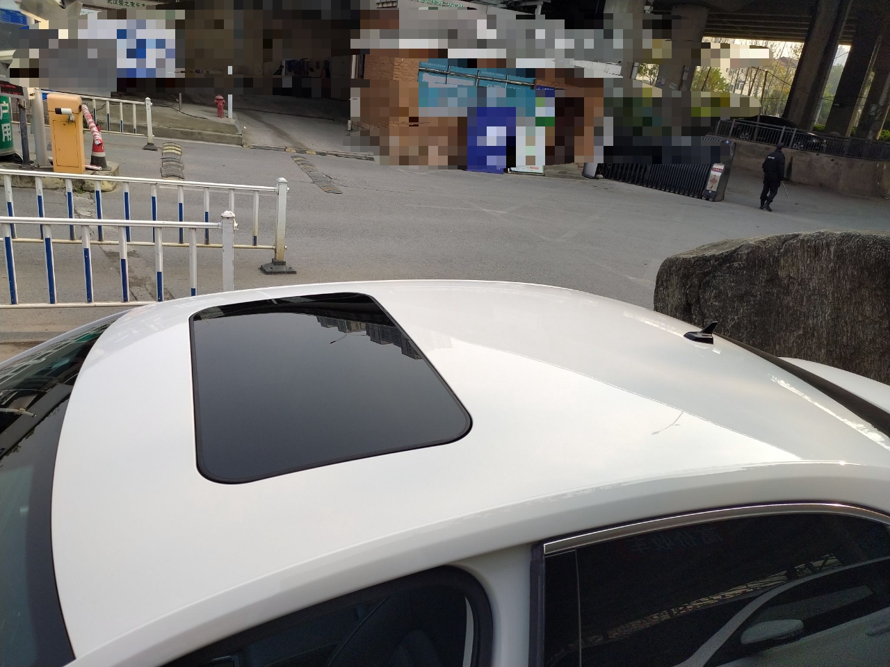 大众 帕萨特 2017款 330TSI DSG尊荣版