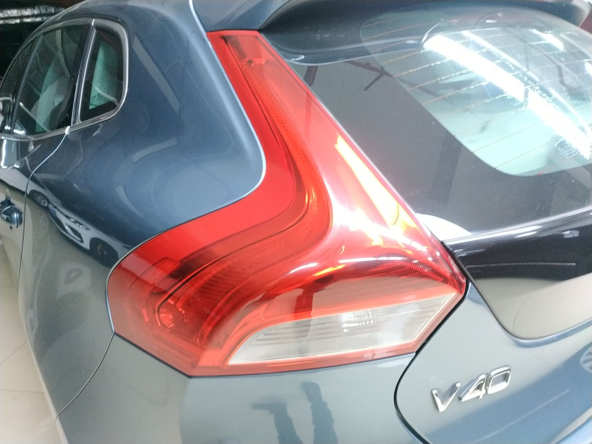 沃尔沃V40 2014款 2.0T 智雅版(进口)