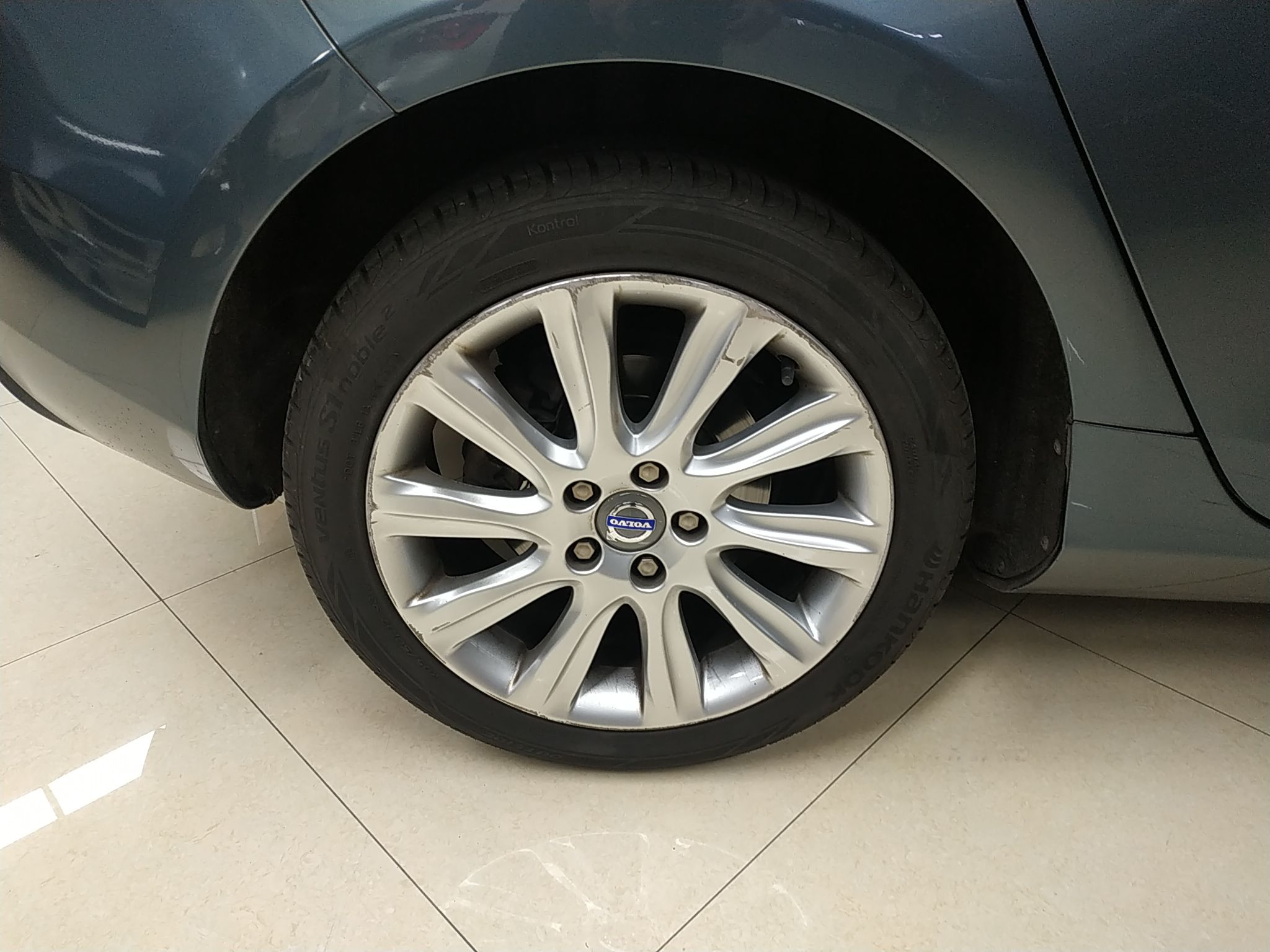 沃尔沃V40 2014款 2.0T 智雅版(进口)