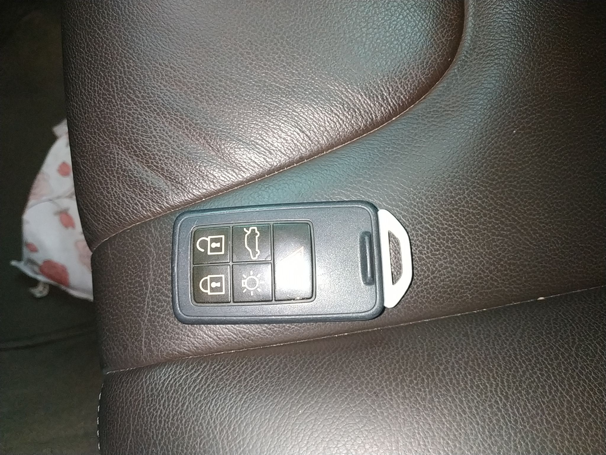 沃尔沃V40 2014款 2.0T 智雅版(进口)