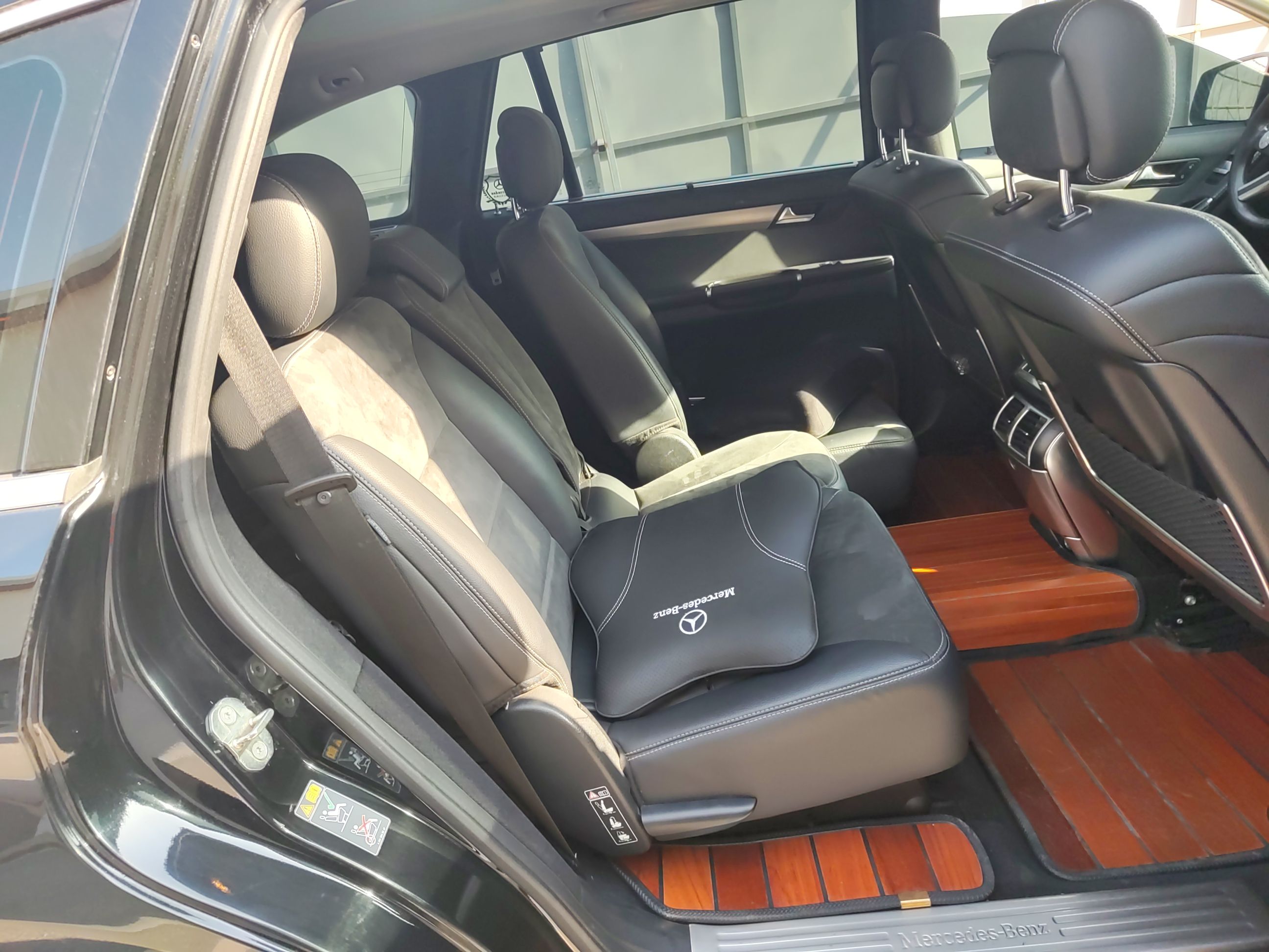 奔驰R级 2014款 R 320 4MATIC 商务型(进口)