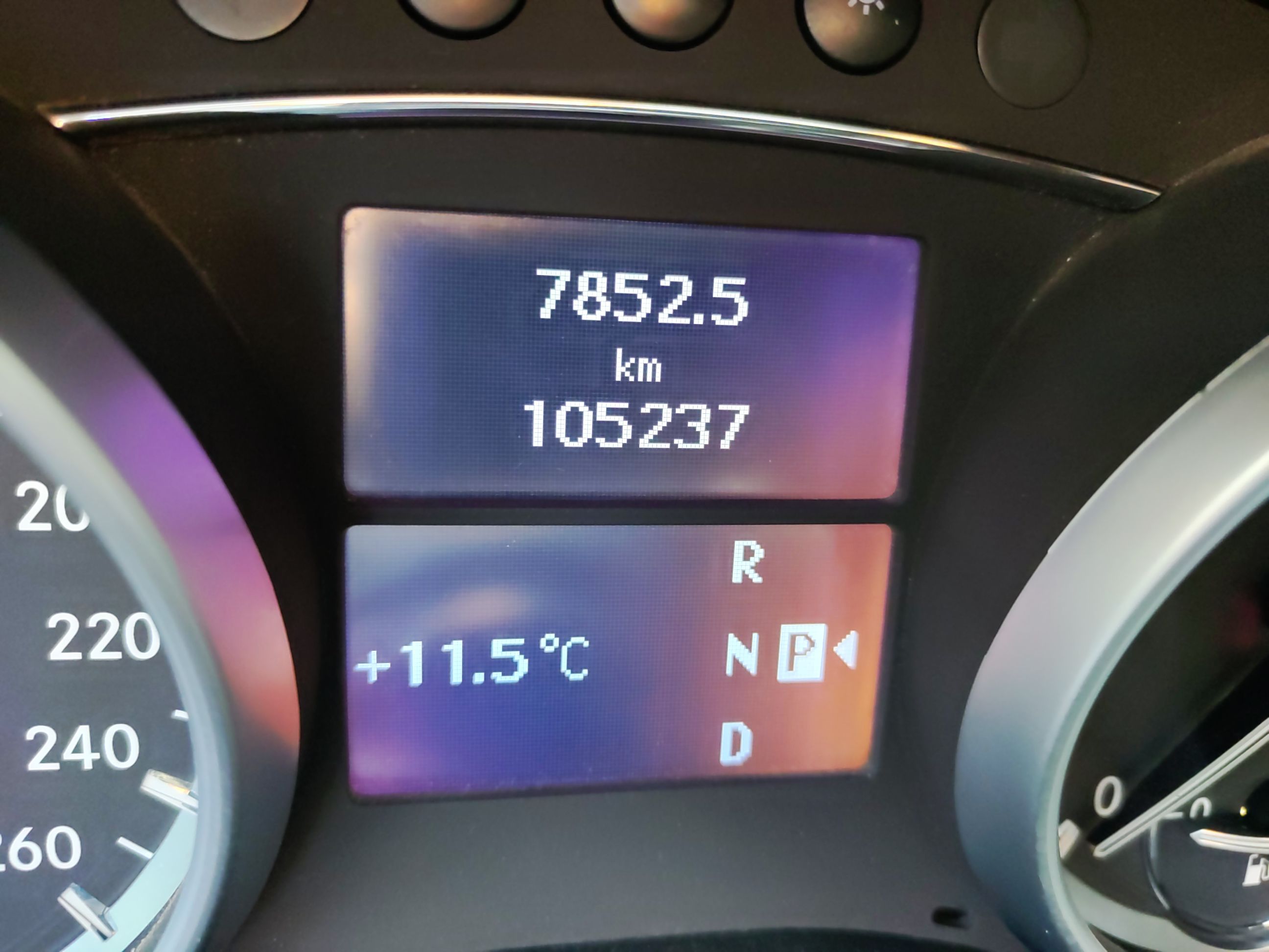 奔驰R级 2014款 R 320 4MATIC 商务型(进口)