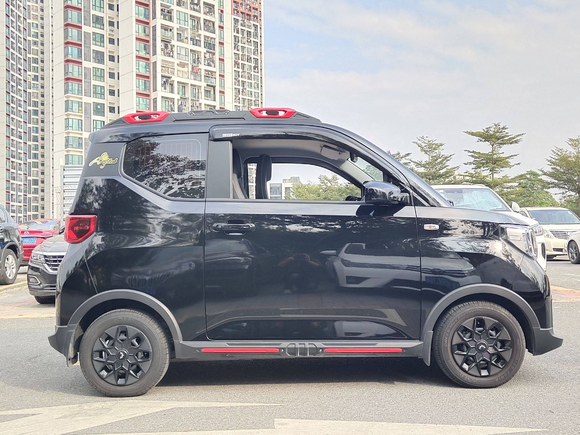 五菱汽车 宏光MINI EV 2022款 GAMEBOY 300km 玩咖款