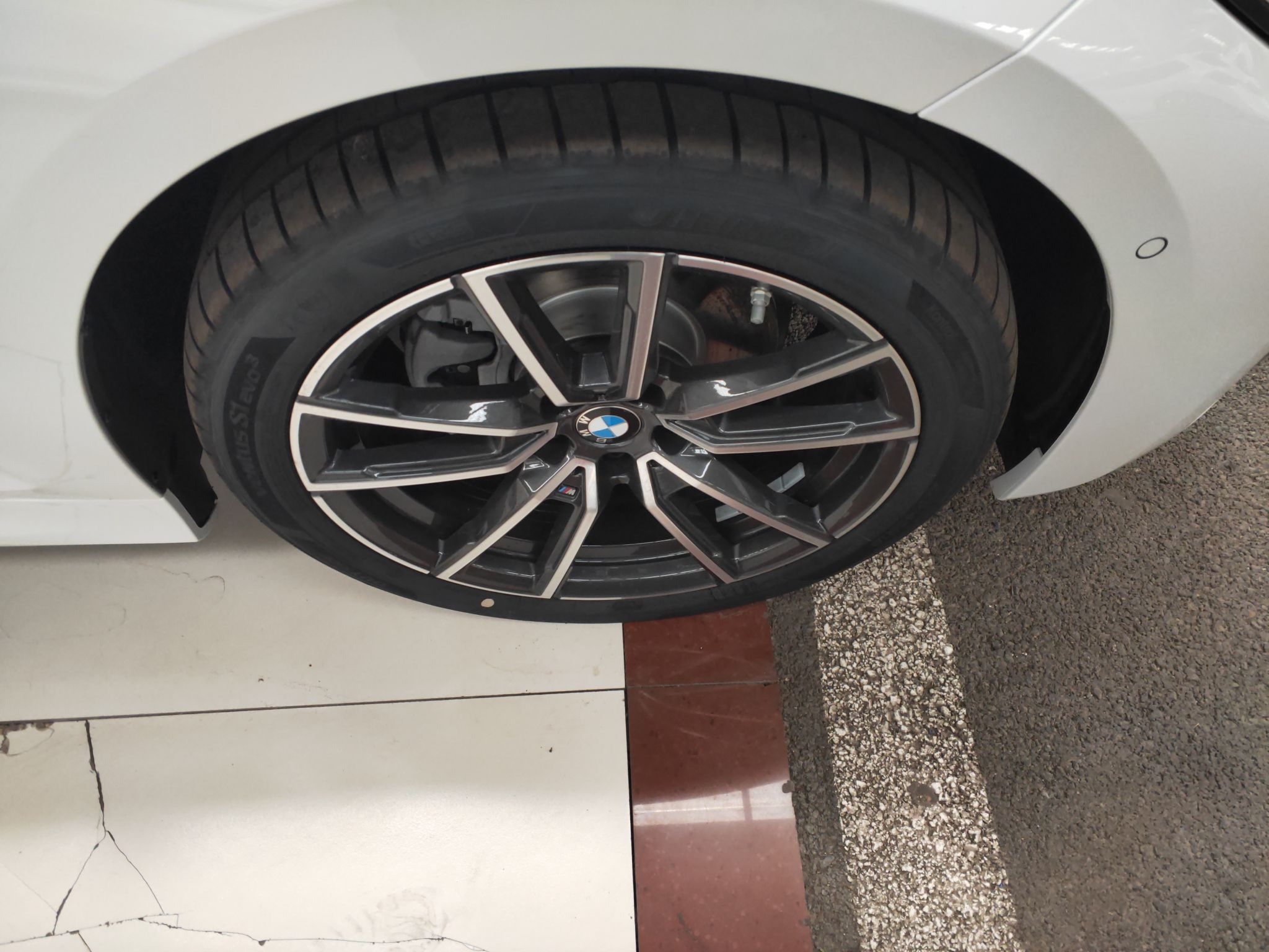 宝马3系 2022款 改款 325Li M运动套装