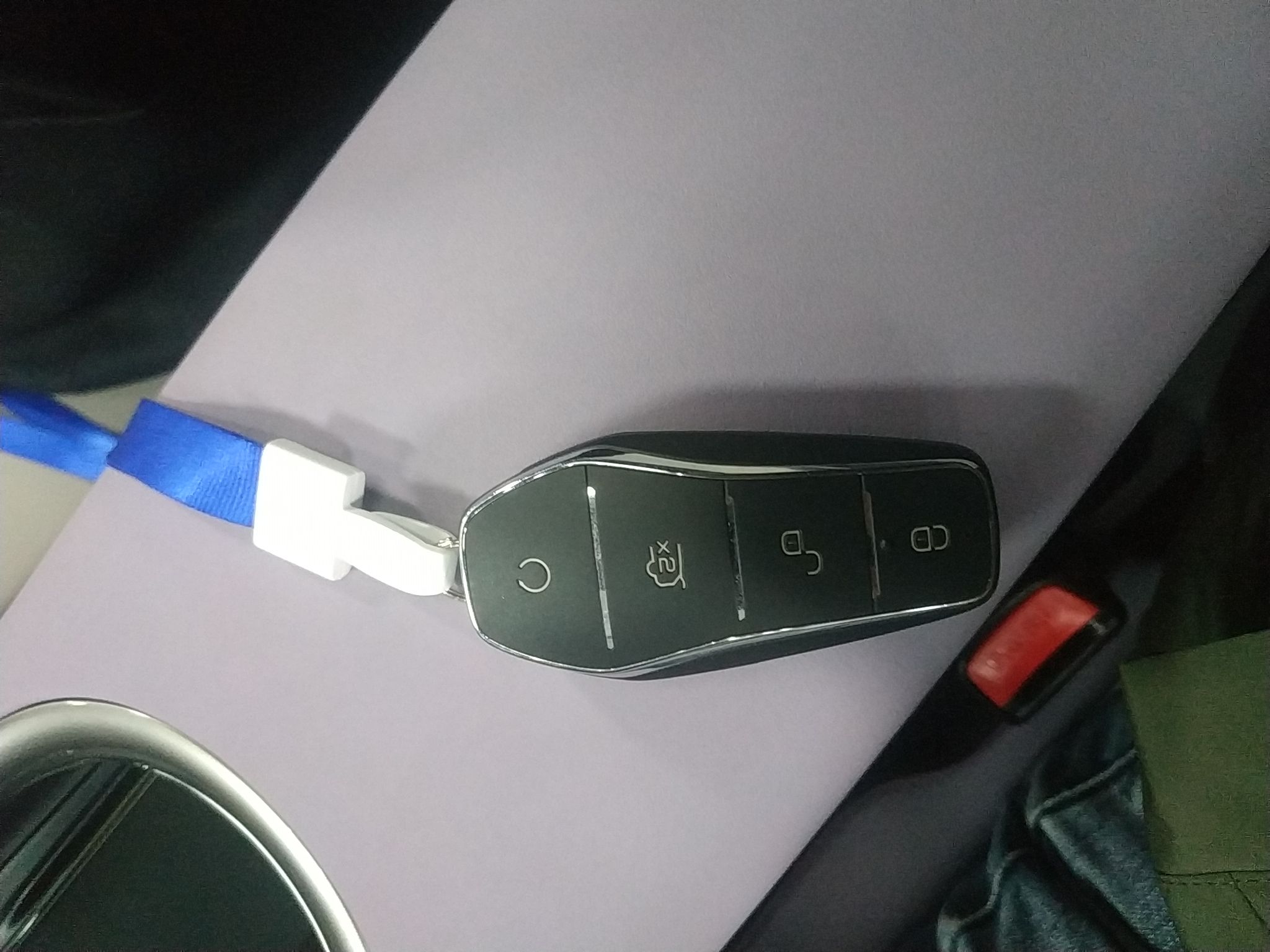 比亚迪 海豚 2021款 405km 时尚版