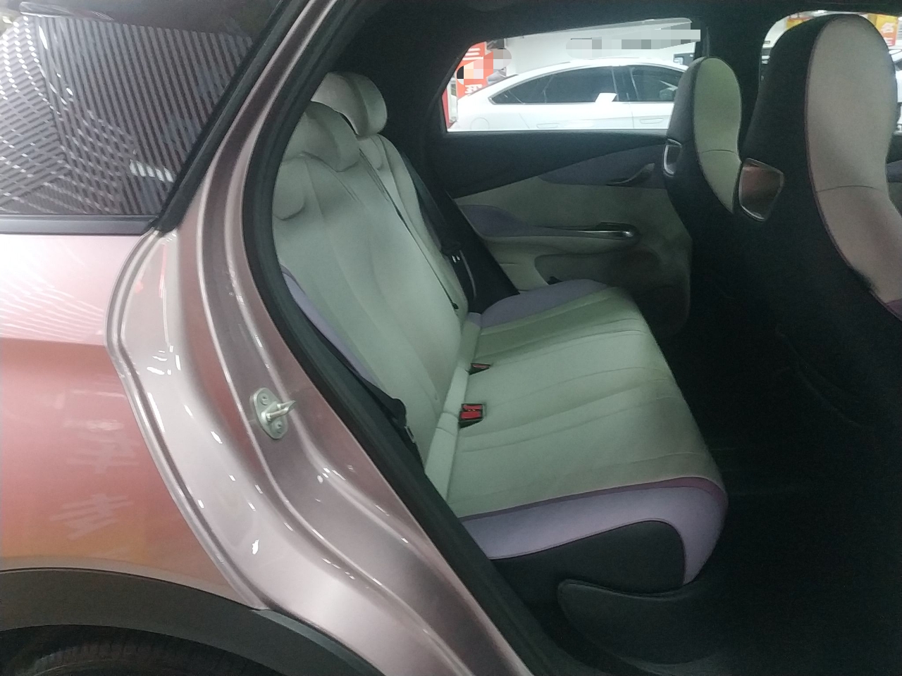 比亚迪 海豚 2021款 405km 时尚版