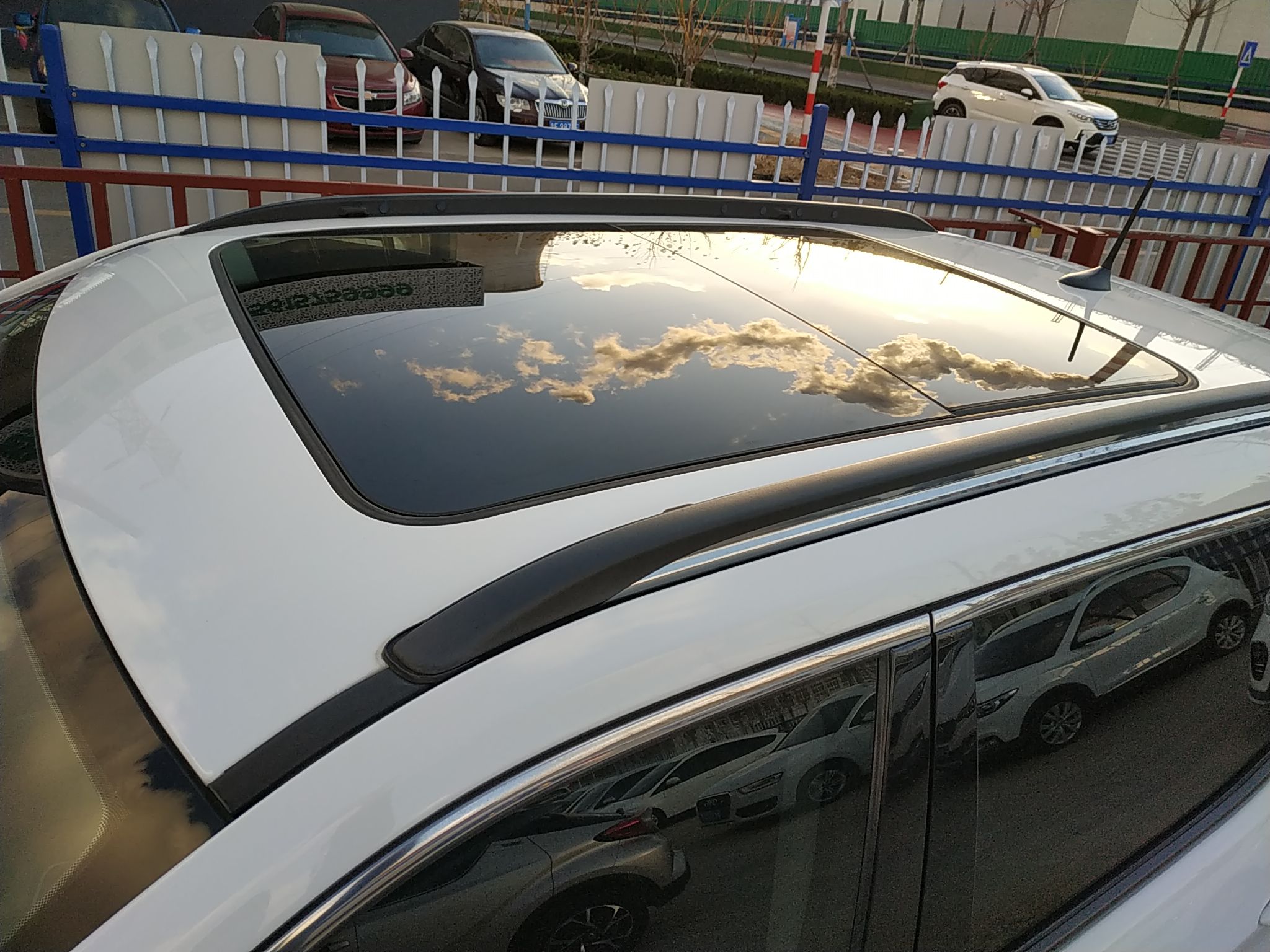 Jeep 指南者 2017款 200T 自动家享版