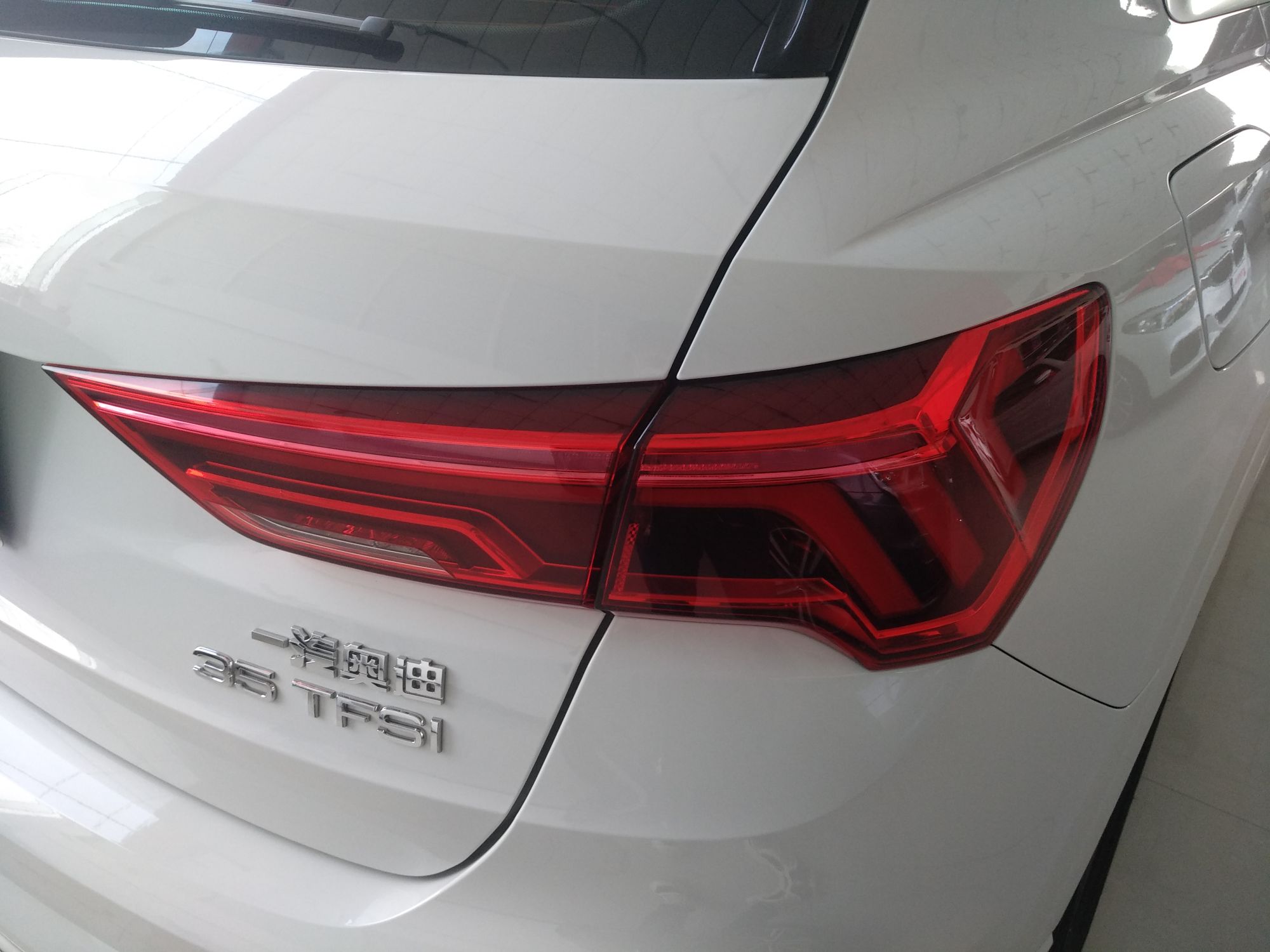 奥迪Q3 2019款 35 TFSI 进取动感型