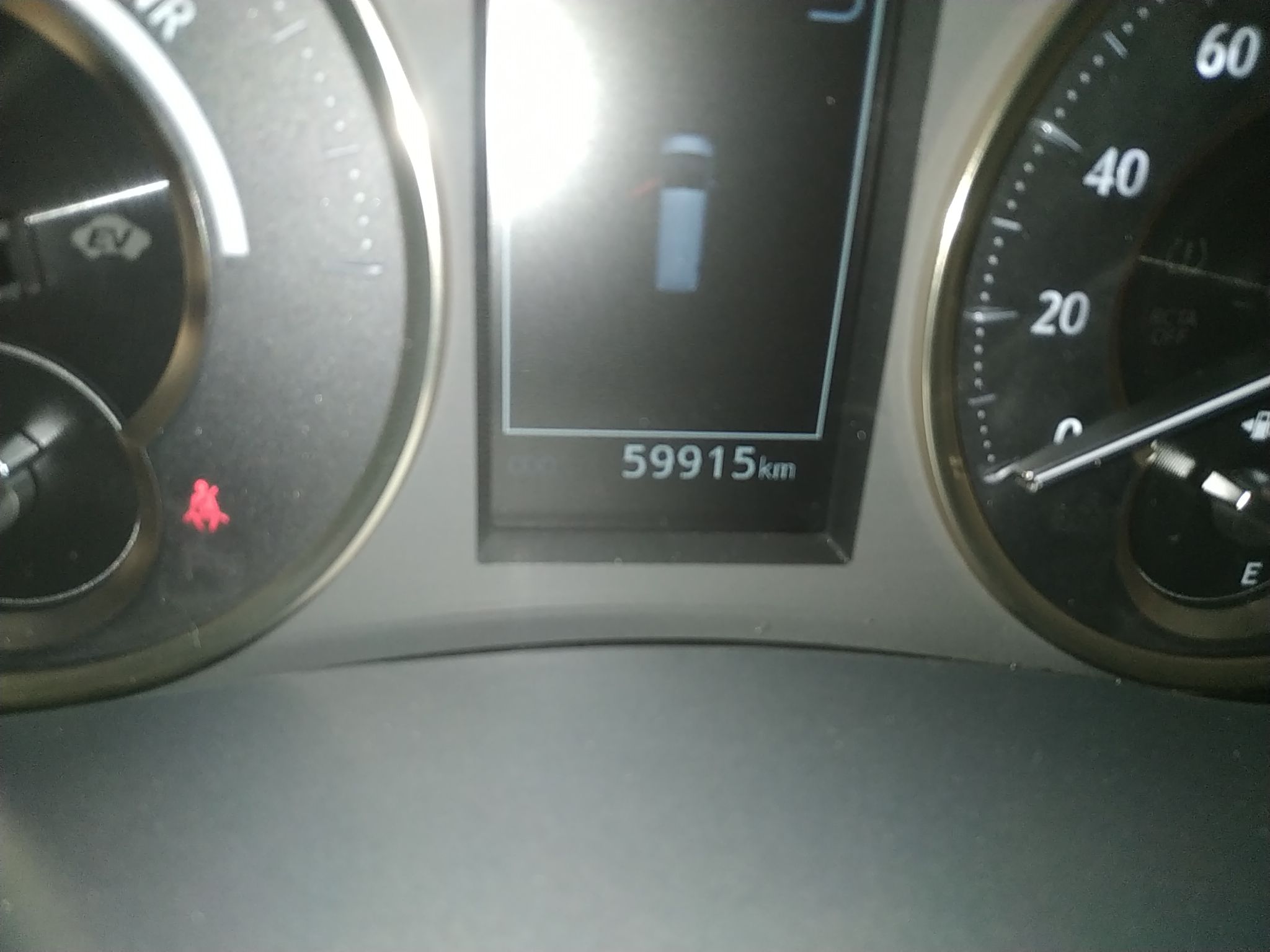 丰田 埃尔法 2020款 双擎 2.5L 尊贵版(进口)