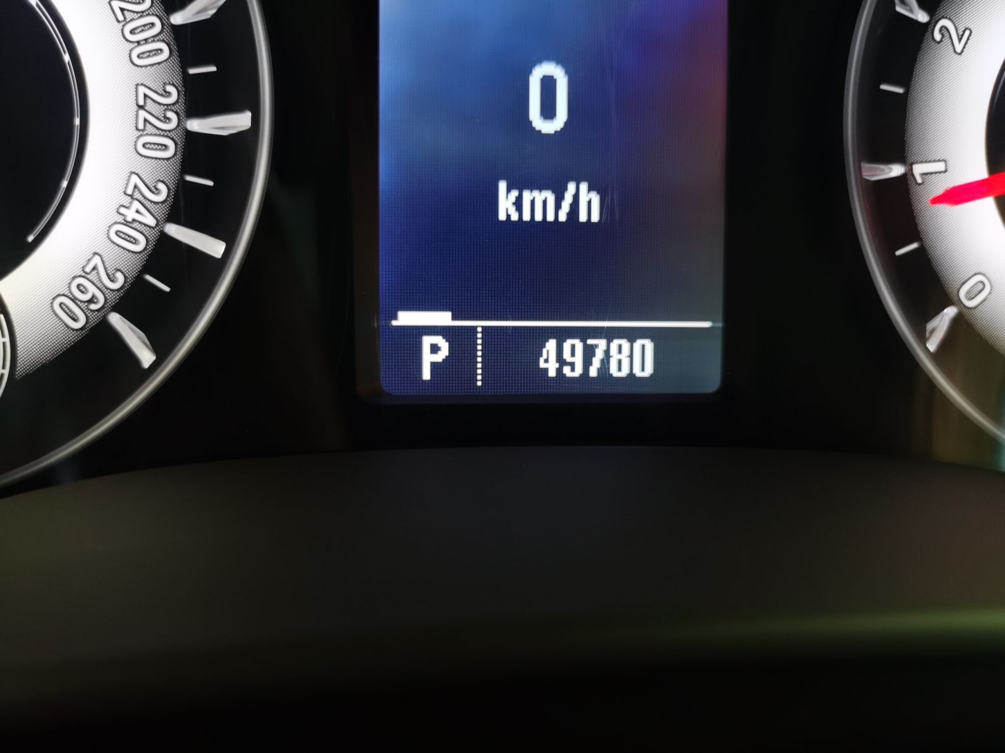 荣威950 2017款 30T 互联网旗舰版