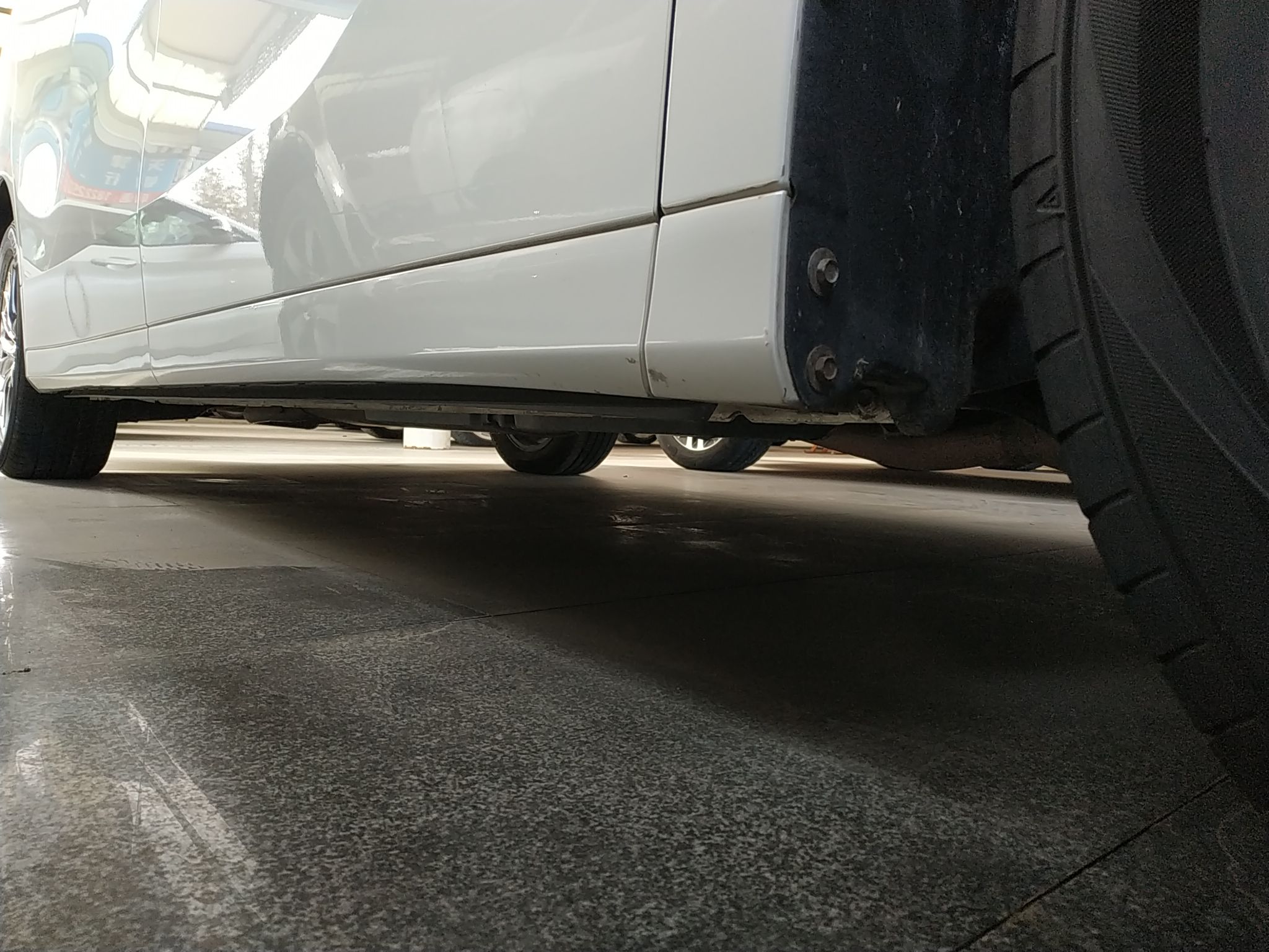 丰田 埃尔法 2019款 双擎 2.5L 尊贵版(进口)