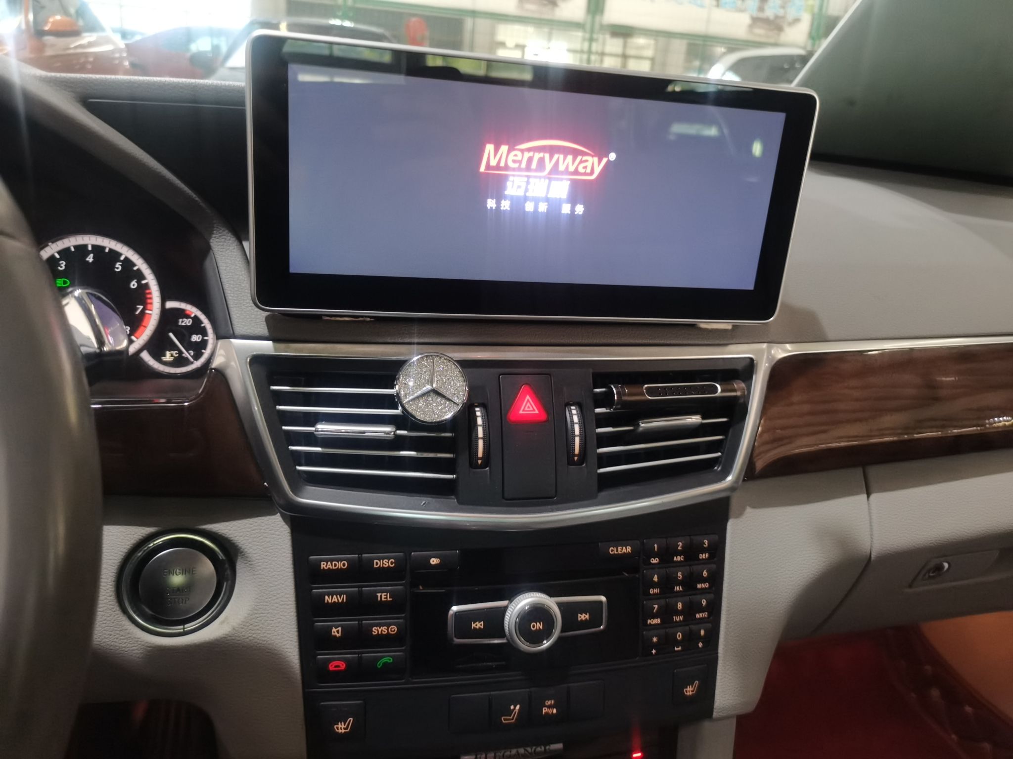 奔驰E级 2011款 E 300 L 优雅型