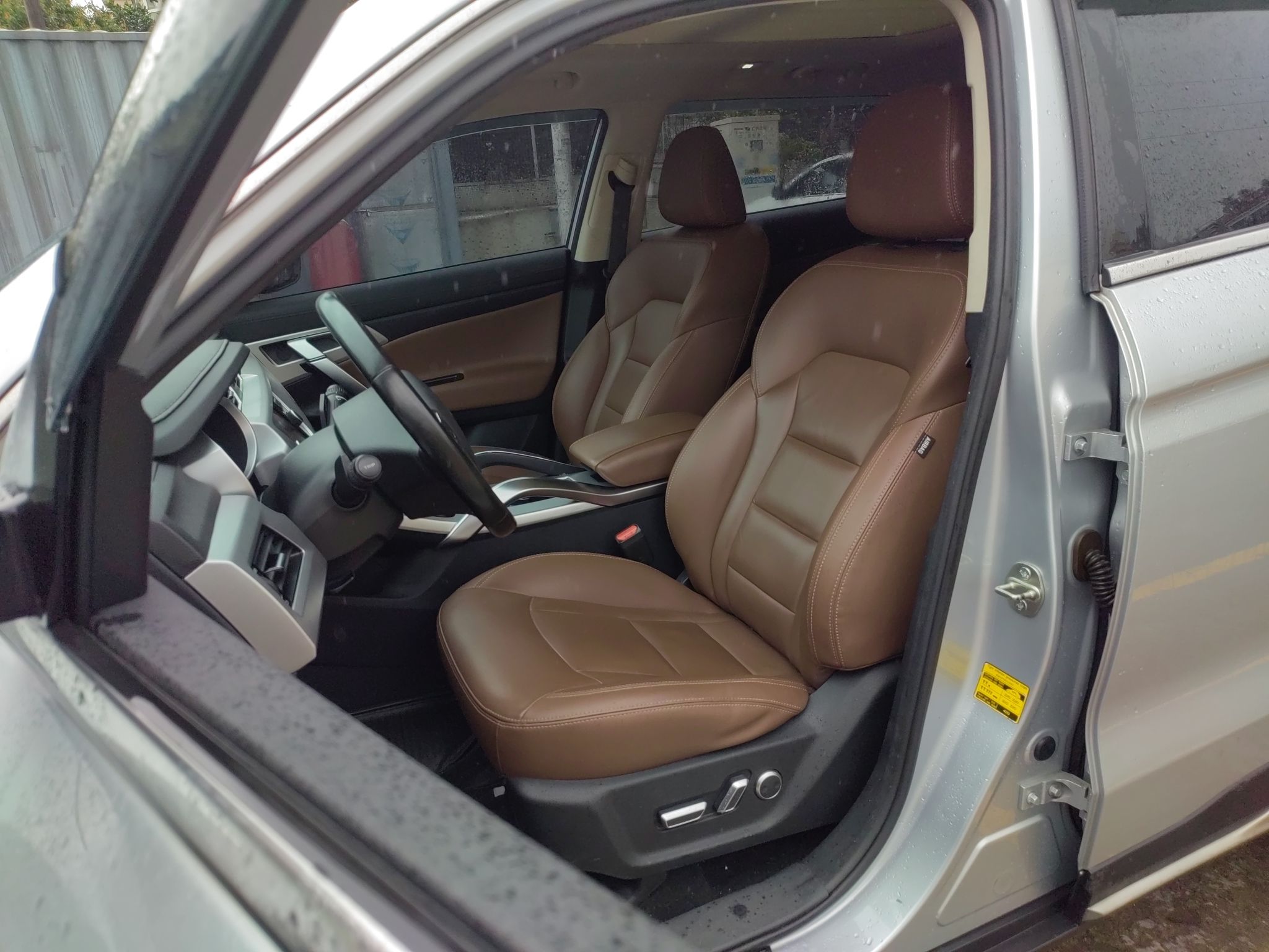 吉利汽车 博越 2016款 1.8TD 自动四驱智尊型