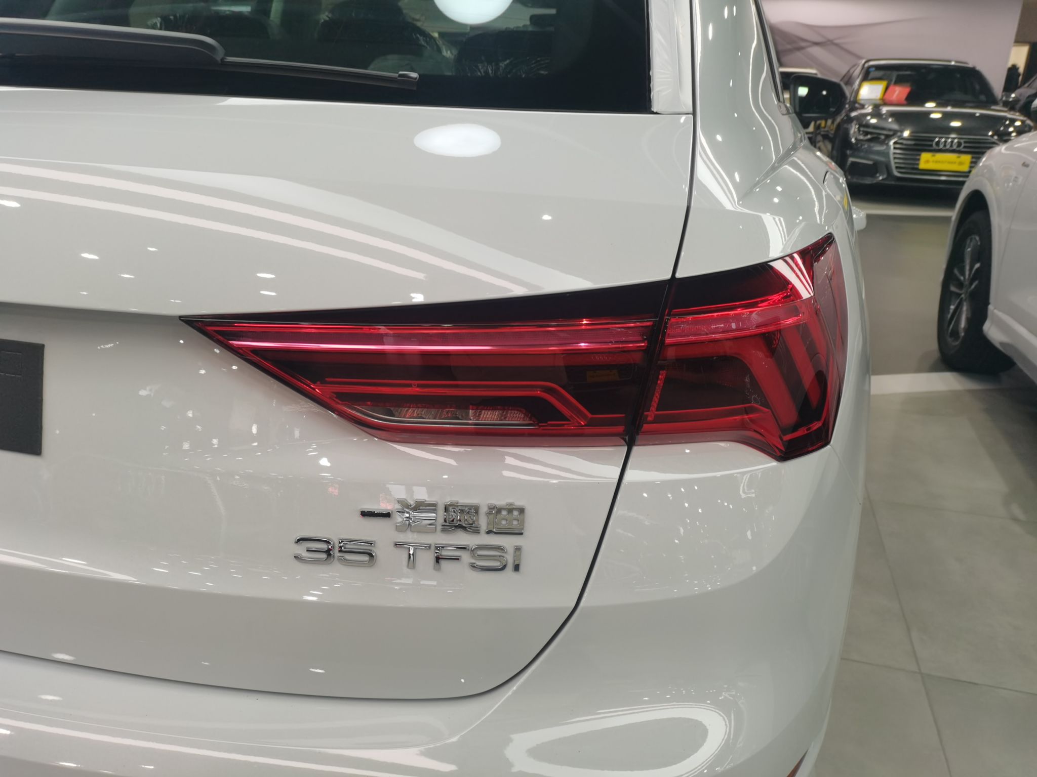 奥迪Q3 2022款 35 TFSI 进取动感型