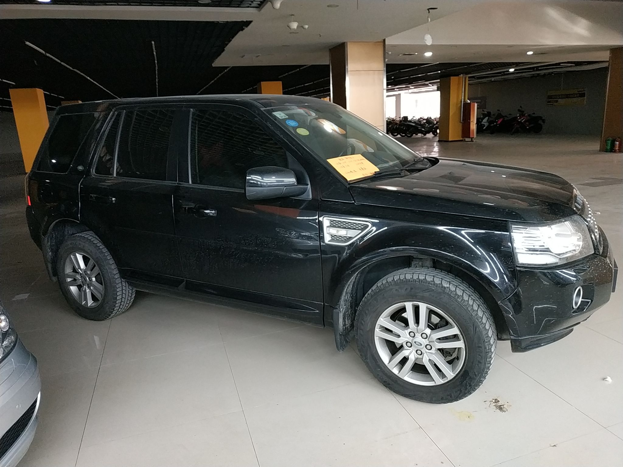 路虎 神行者2 2013款 2.0T Si4 SE汽油版(进口)