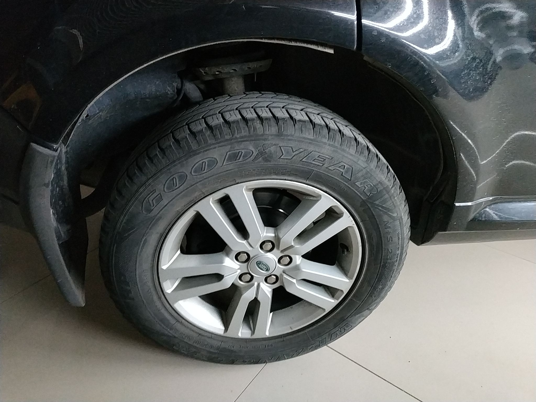 路虎 神行者2 2013款 2.0T Si4 SE汽油版(进口)