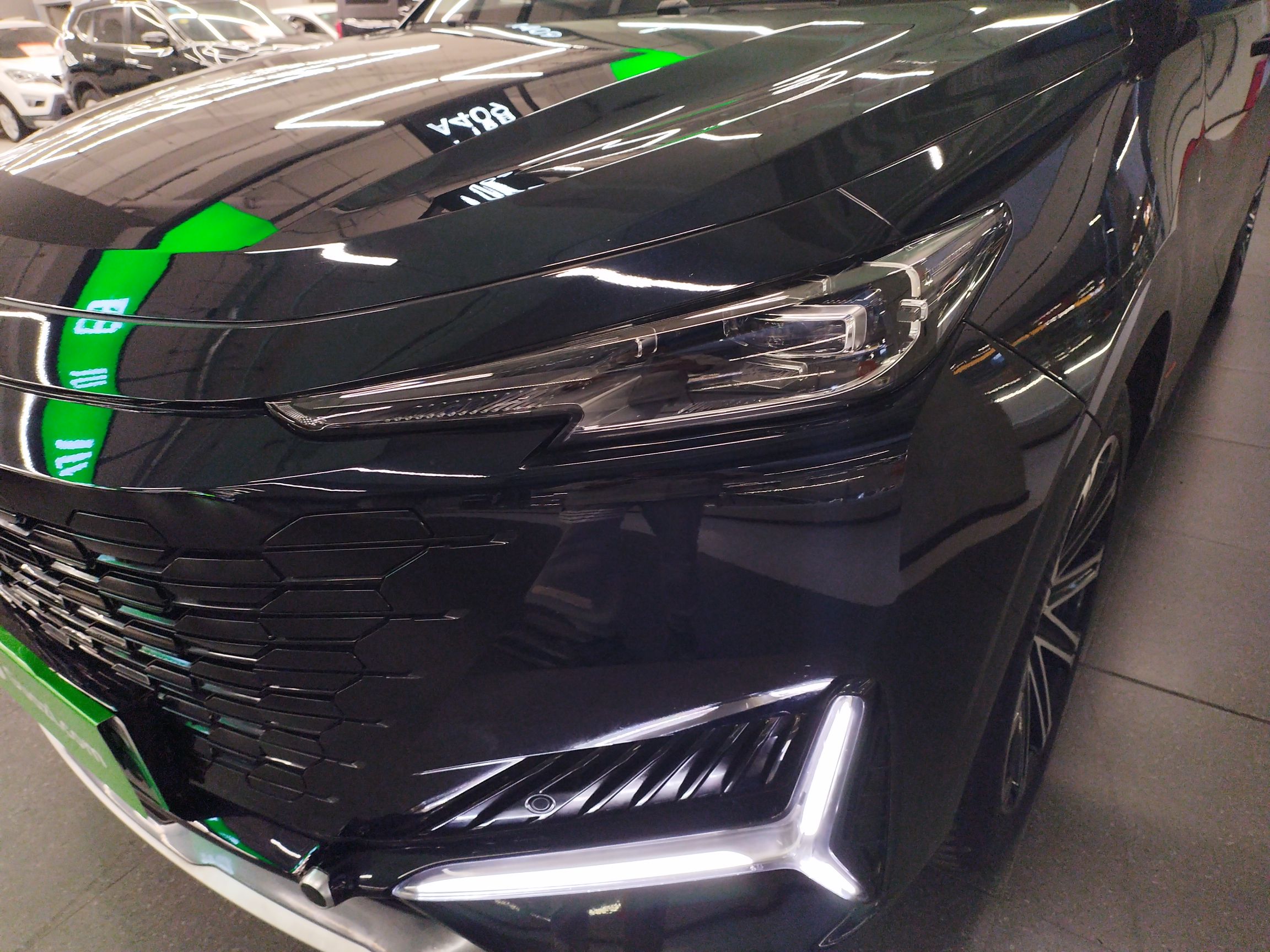 长安UNI-K新能源 2022款 蓝鲸iDD 1.5T 尊贵型