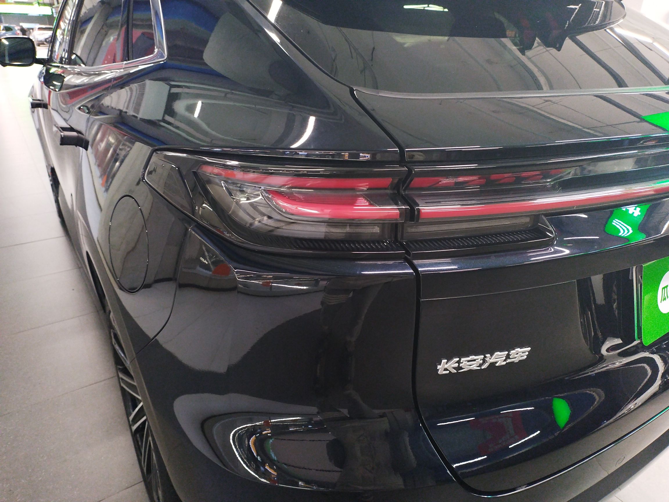 长安UNI-K新能源 2022款 蓝鲸iDD 1.5T 尊贵型