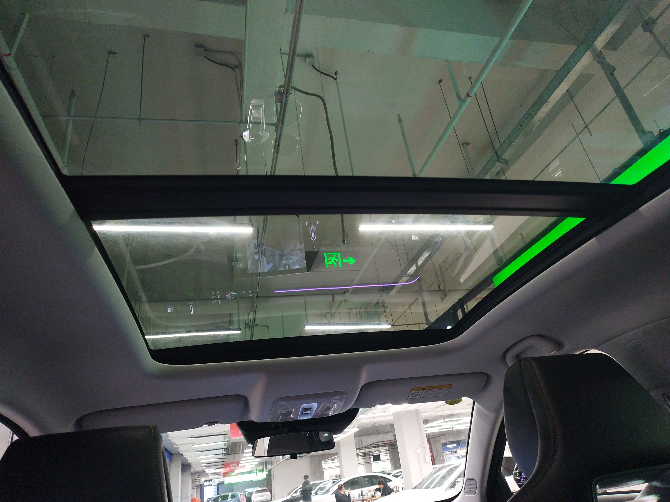 长安UNI-K新能源 2022款 蓝鲸iDD 1.5T 尊贵型