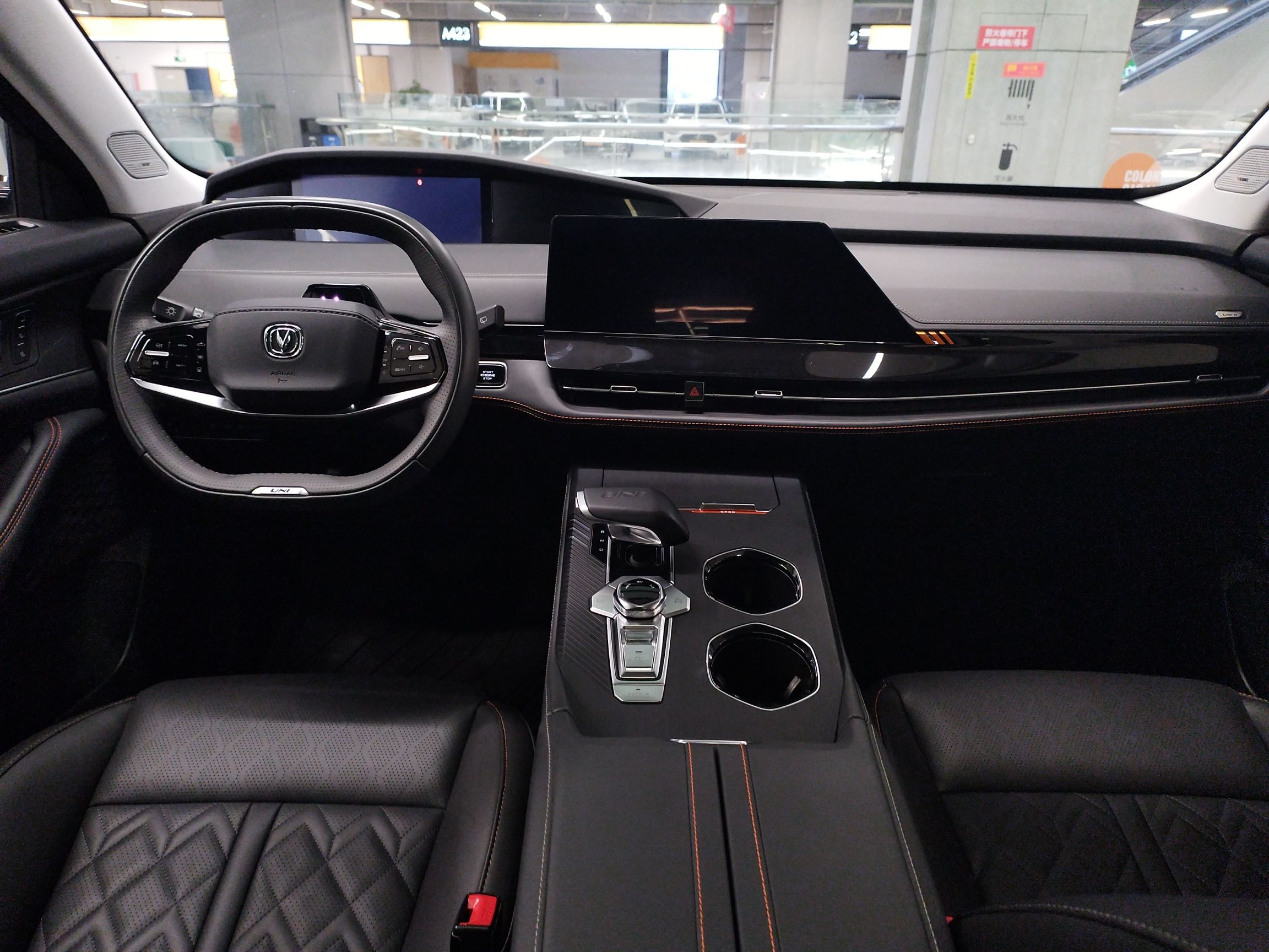 长安UNI-K新能源 2022款 蓝鲸iDD 1.5T 尊贵型