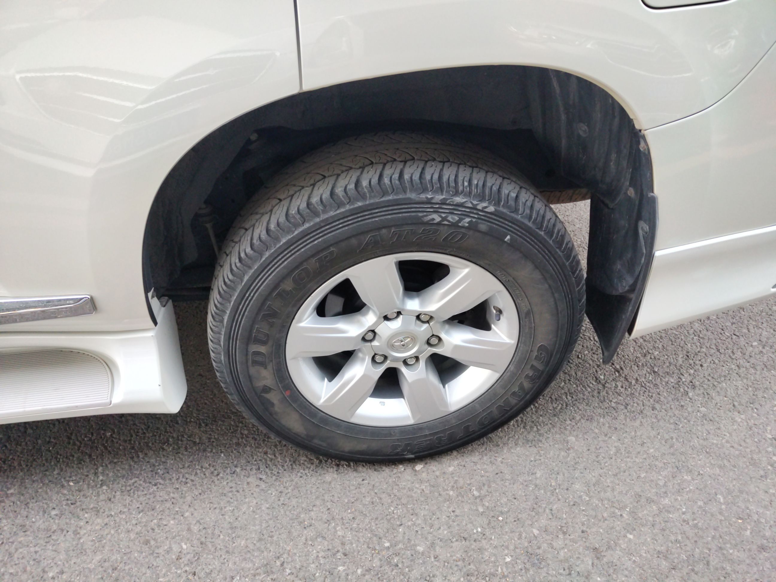 丰田 普拉多 2016款 2.7L 自动标准版