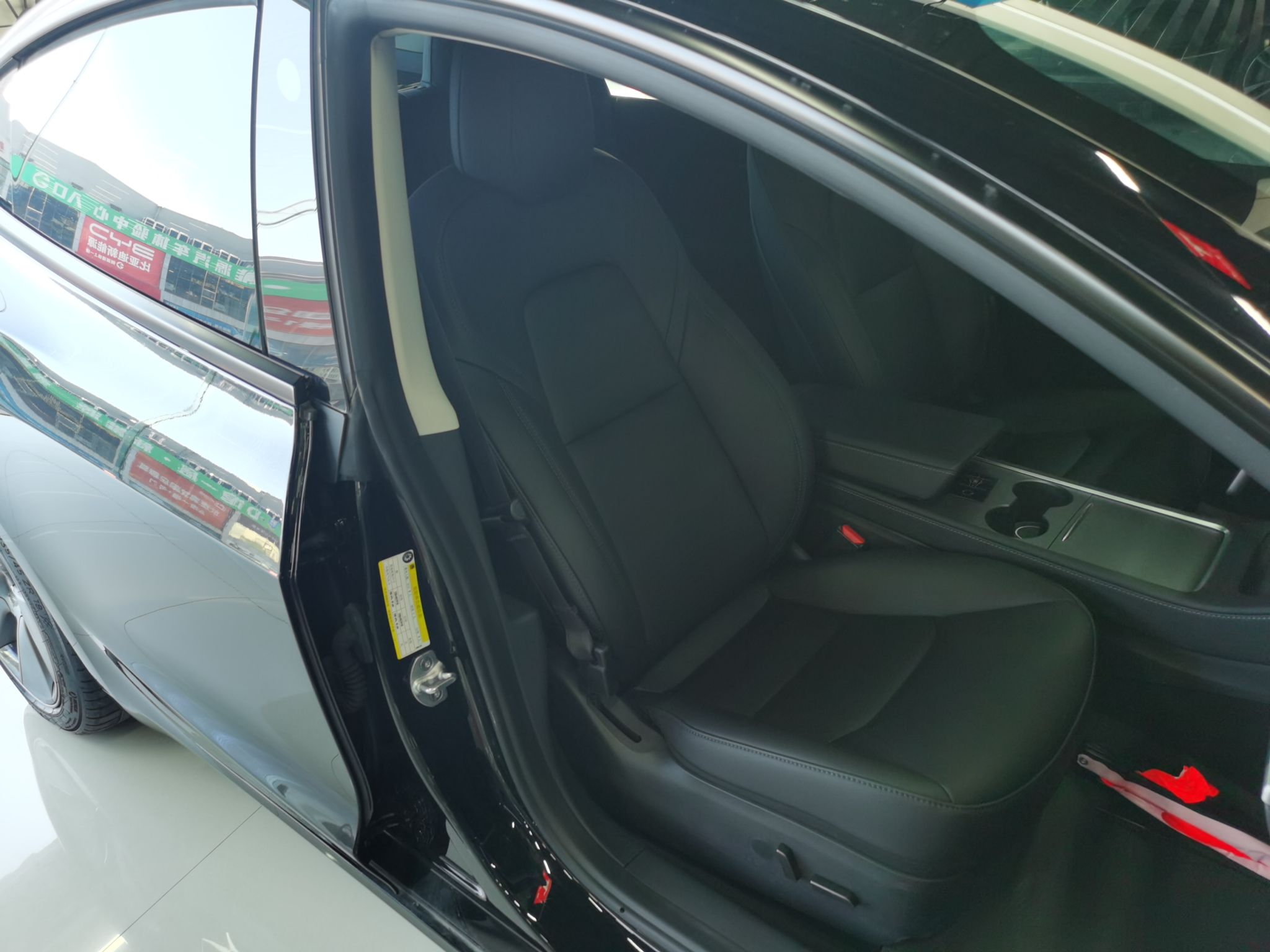 特斯拉 Model 3 2022款 后轮驱动版